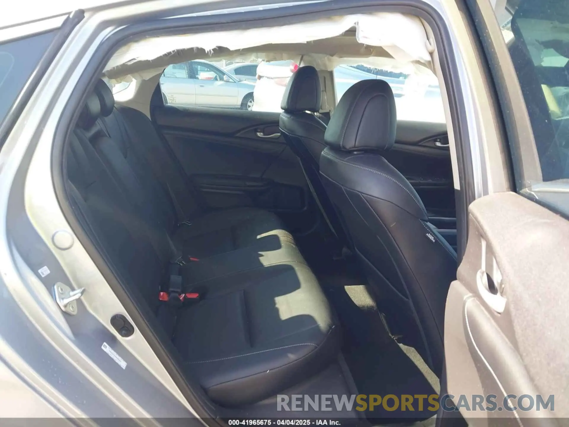 8 fotografías del automóvil dañado 19XZE4F91NE005941 HONDA INSIGHT 2022