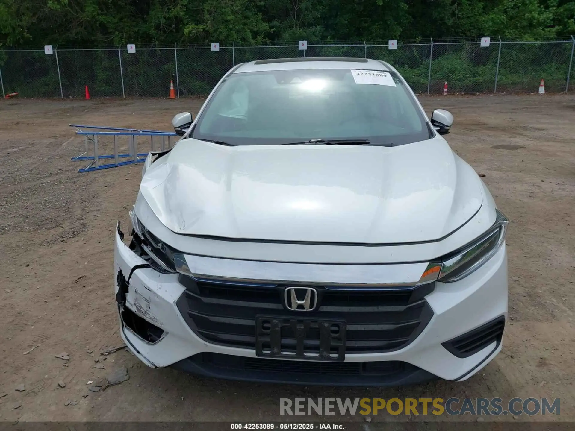 12 fotografías del automóvil dañado 19XZE4F95NE004694 HONDA INSIGHT 2022