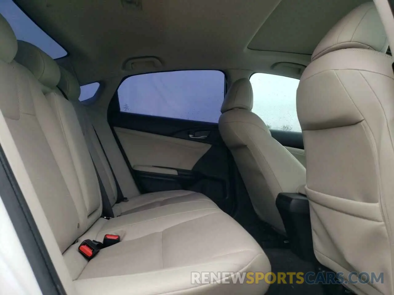 10 fotografías del automóvil dañado 19XZE4F99NE013494 HONDA INSIGHT 2022