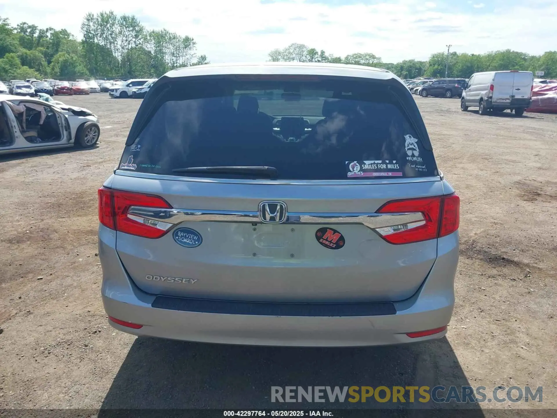 16 fotografías del automóvil dañado 5FNRL6H25KB022751 HONDA ODYSSEY 2019