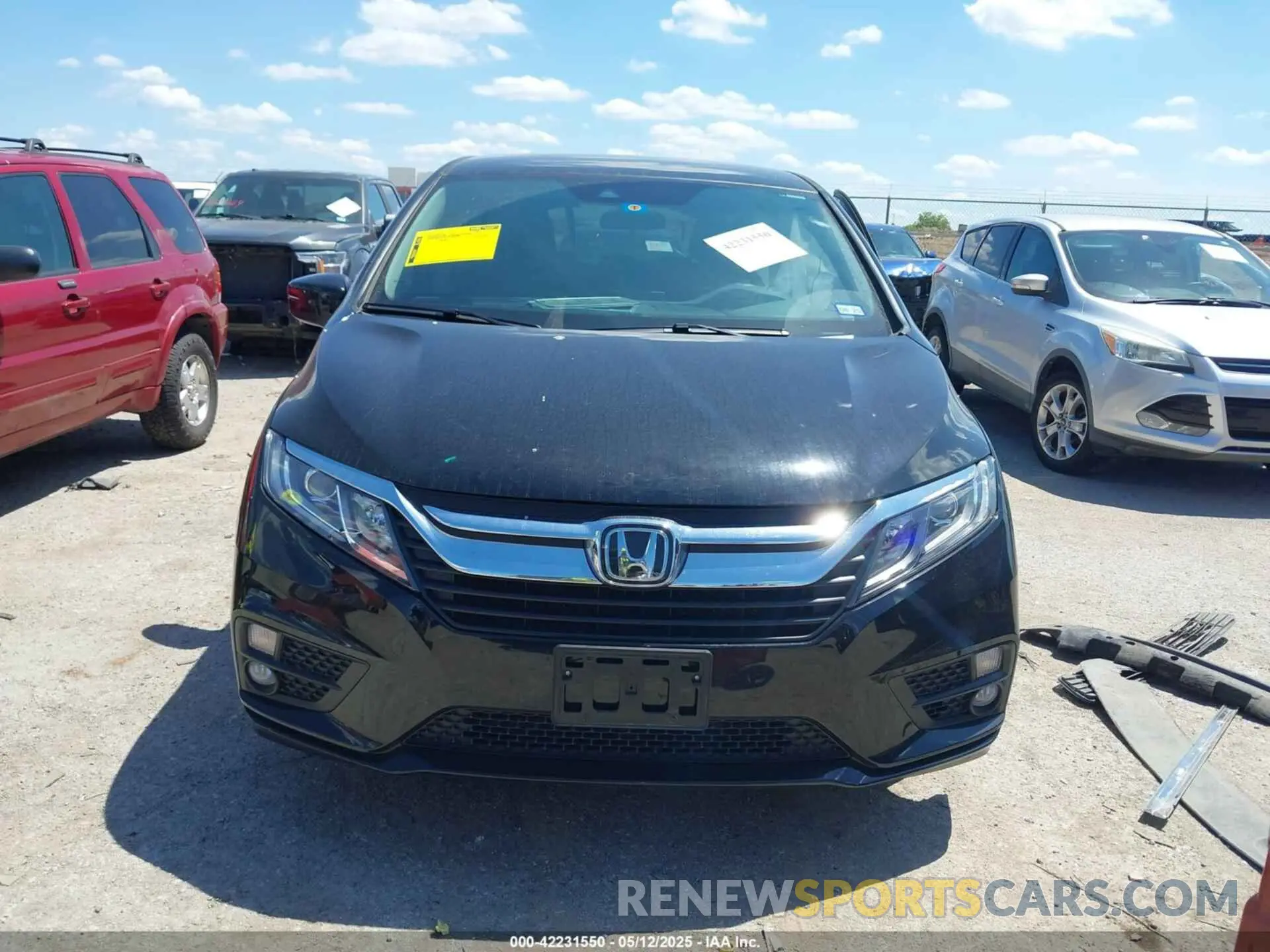 12 fotografías del automóvil dañado 5FNRL6H50KB092829 HONDA ODYSSEY 2019