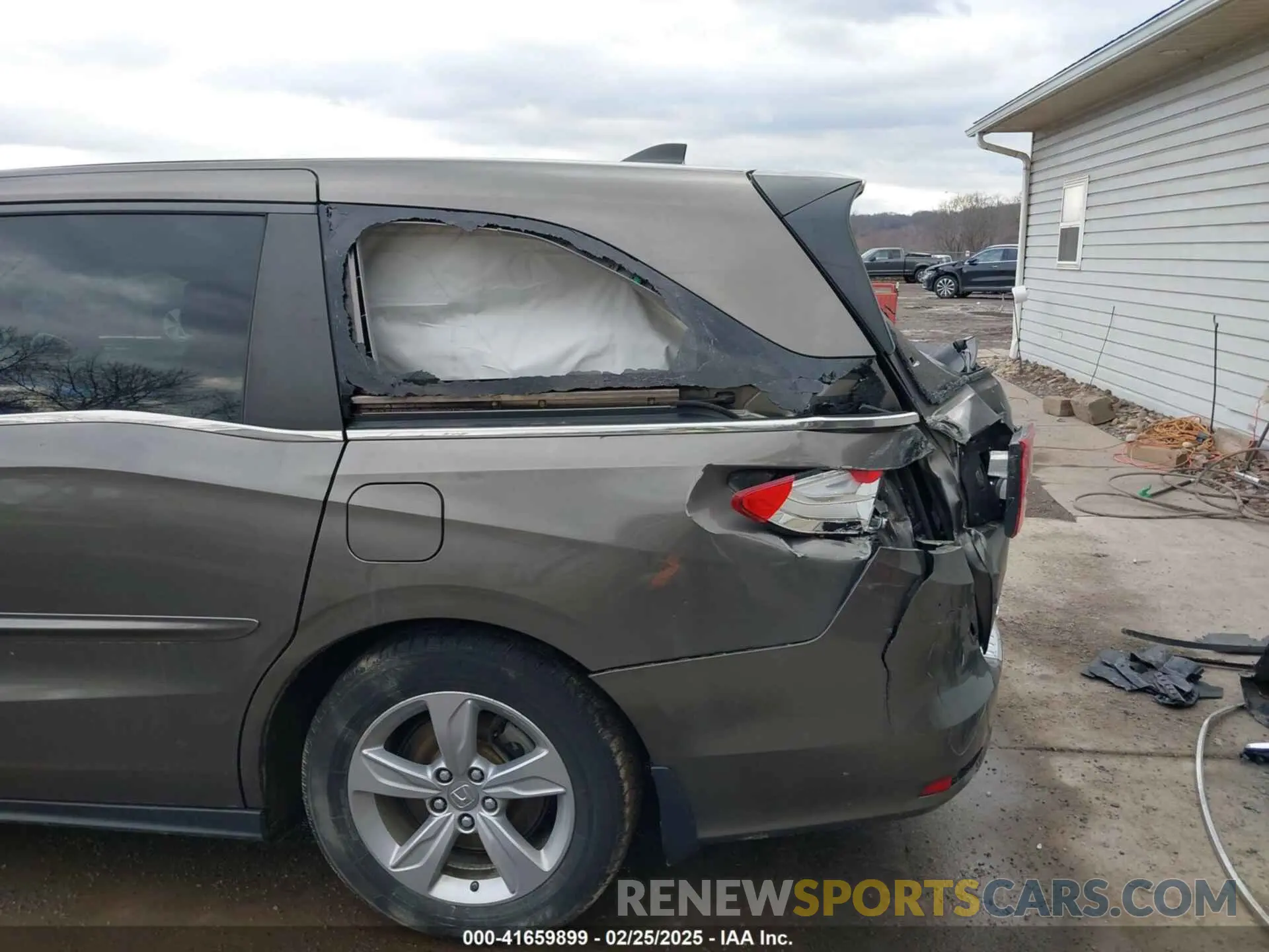 21 fotografías del automóvil dañado 5FNRL6H50KB097304 HONDA ODYSSEY 2019
