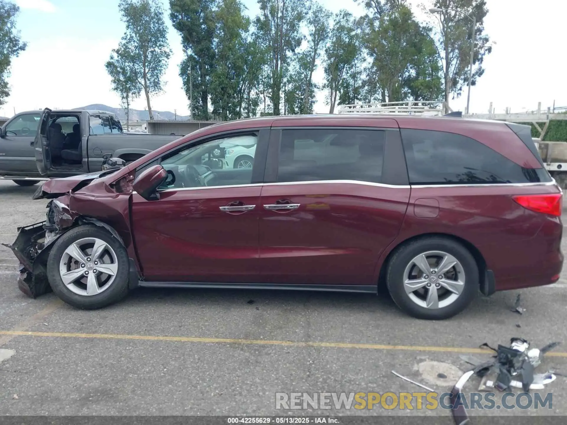 15 fotografías del automóvil dañado 5FNRL6H53KB046833 HONDA ODYSSEY 2019