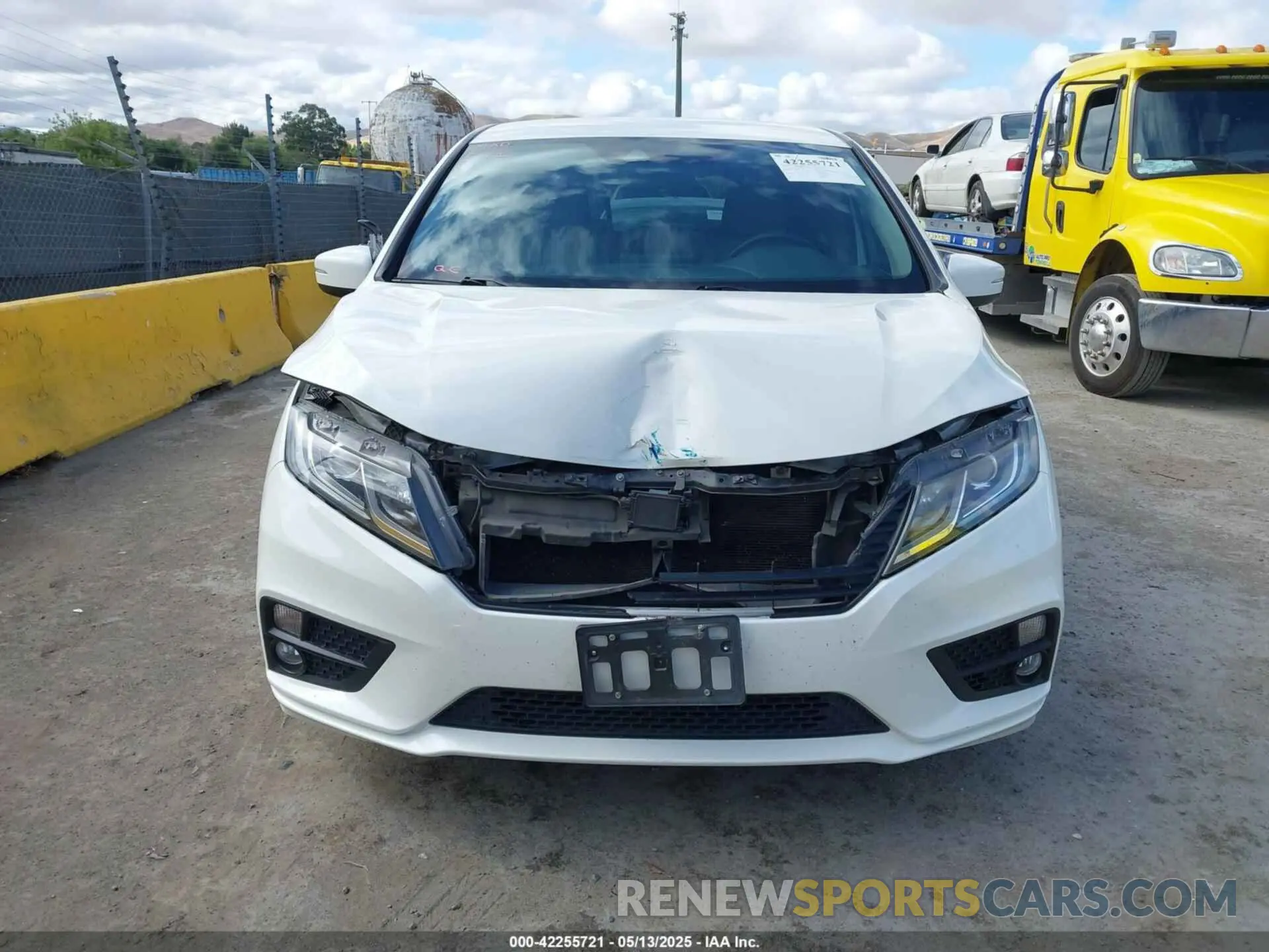 12 fotografías del automóvil dañado 5FNRL6H53KB049263 HONDA ODYSSEY 2019