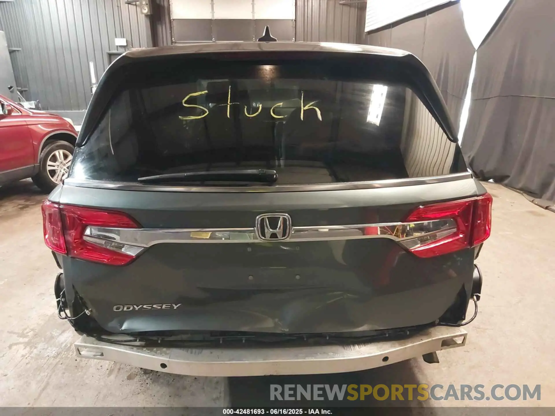 17 fotografías del automóvil dañado 5FNRL6H53KB076088 HONDA ODYSSEY 2019