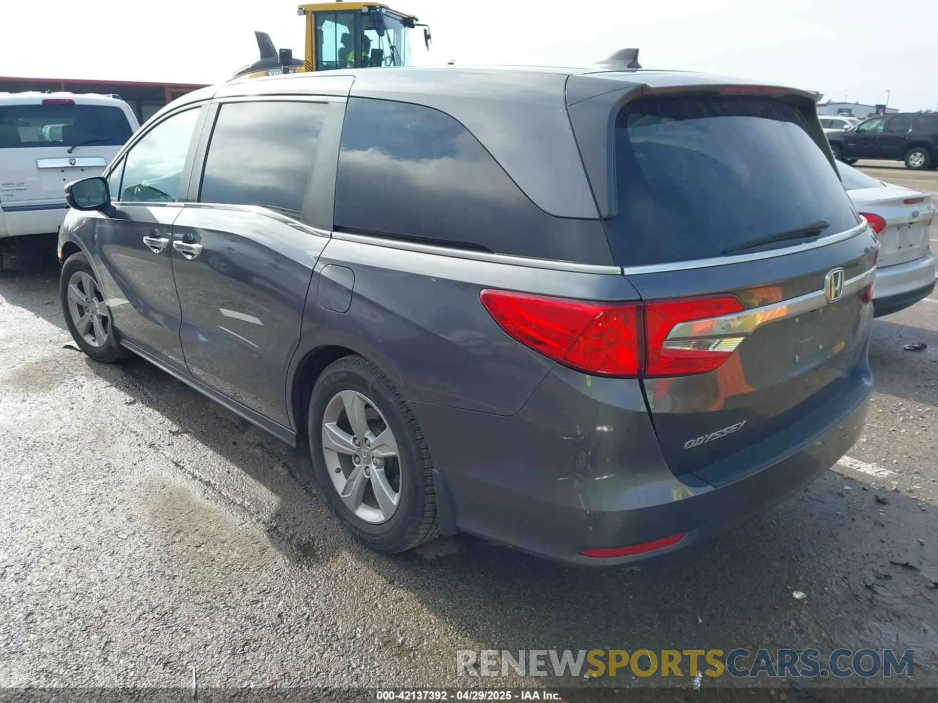3 fotografías del automóvil dañado 5FNRL6H54KB096866 HONDA ODYSSEY 2019