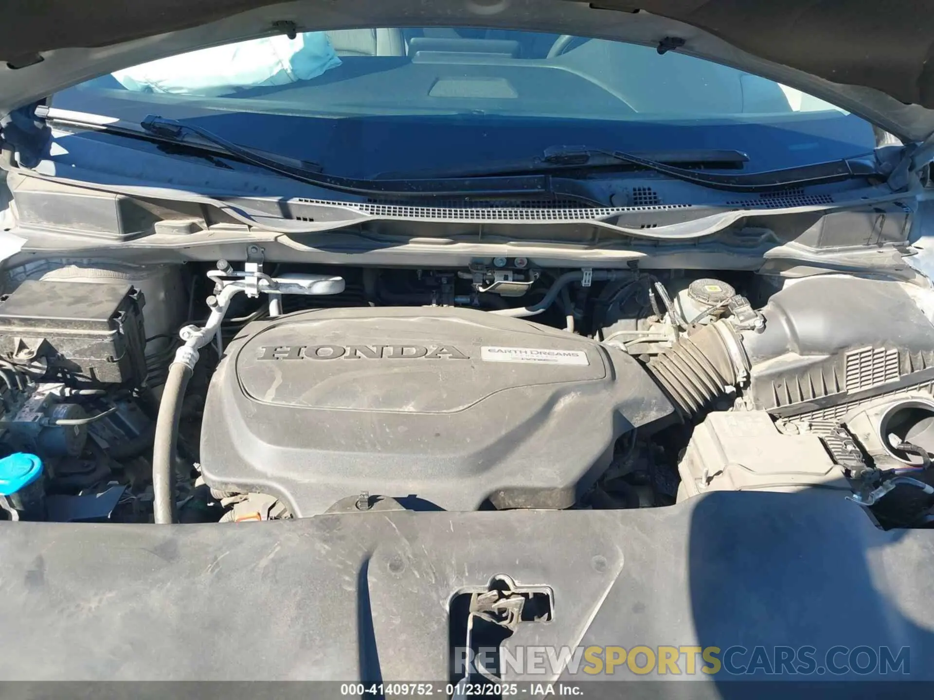 10 fotografías del automóvil dañado 5FNRL6H55KB085472 HONDA ODYSSEY 2019