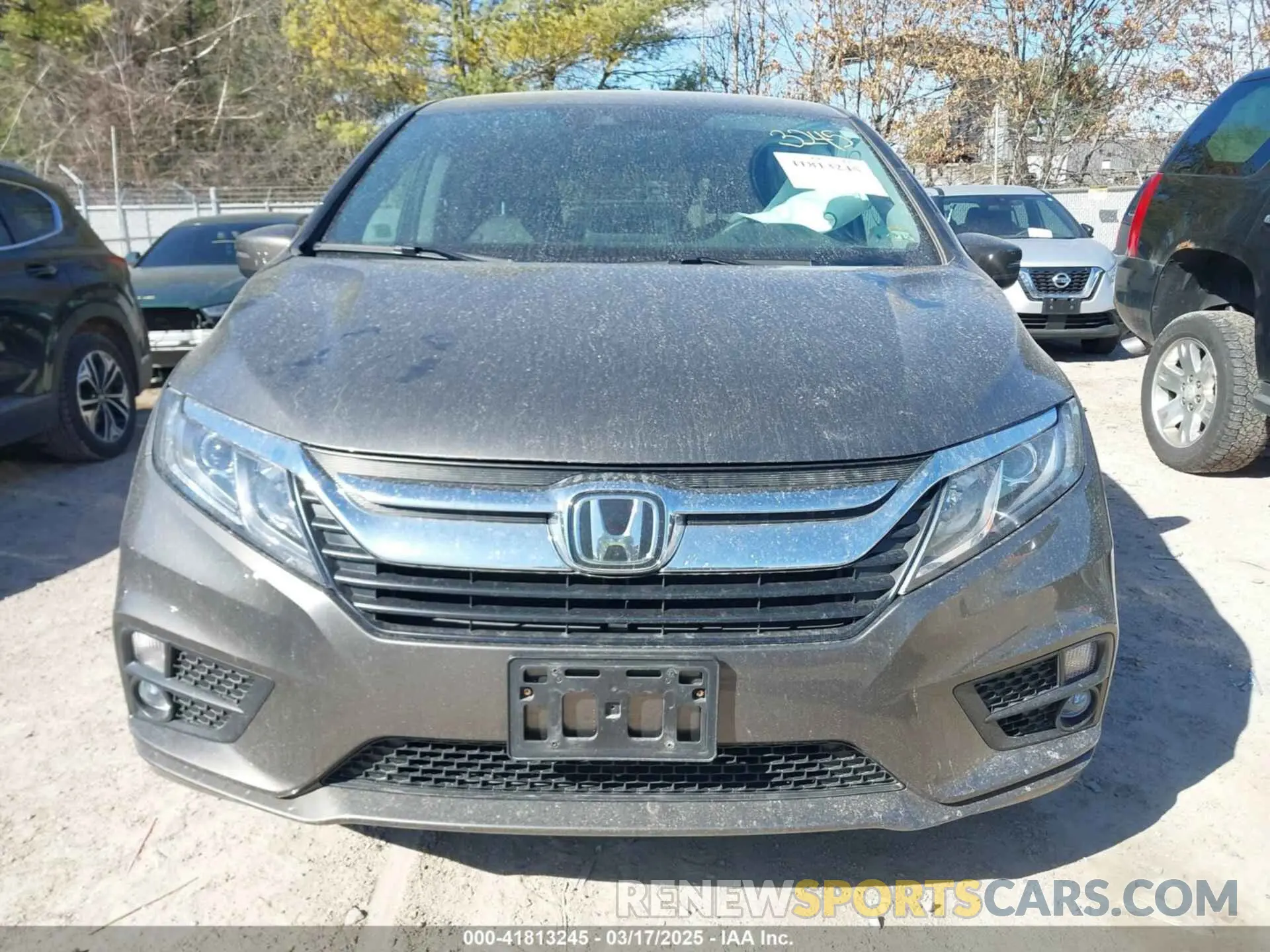 12 fotografías del automóvil dañado 5FNRL6H57KB023443 HONDA ODYSSEY 2019