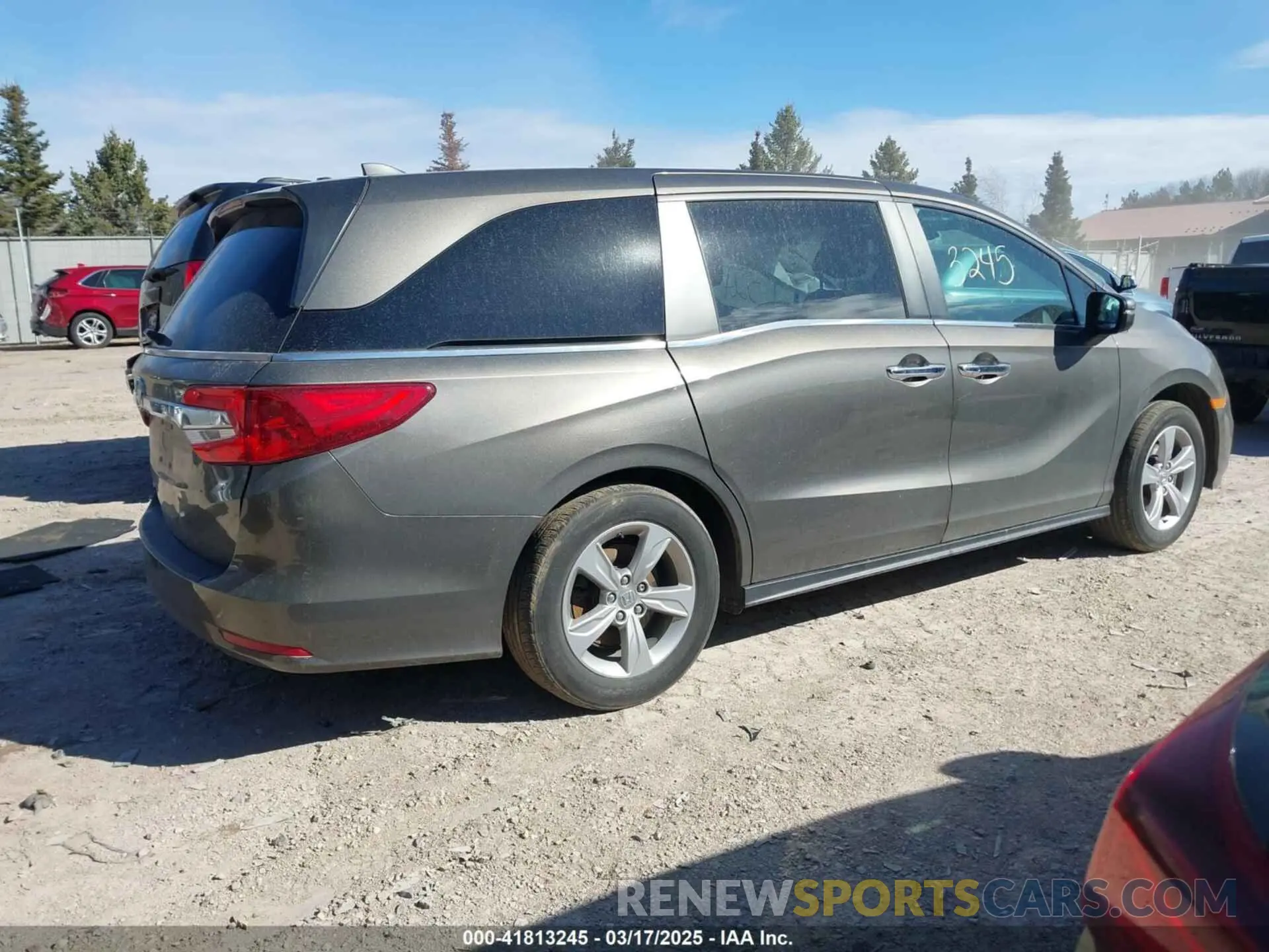 4 fotografías del automóvil dañado 5FNRL6H57KB023443 HONDA ODYSSEY 2019