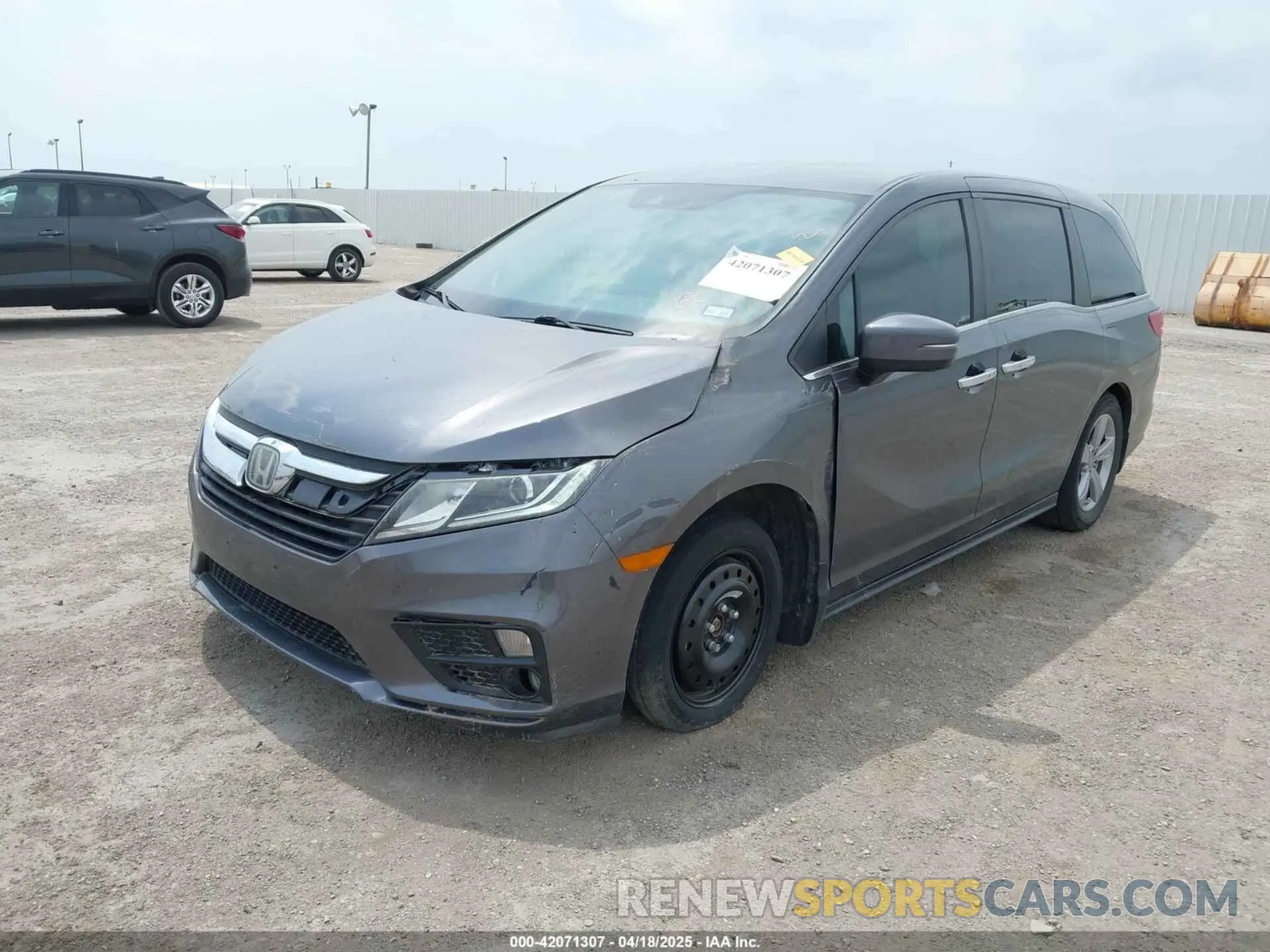 2 fotografías del automóvil dañado 5FNRL6H59KB101401 HONDA ODYSSEY 2019