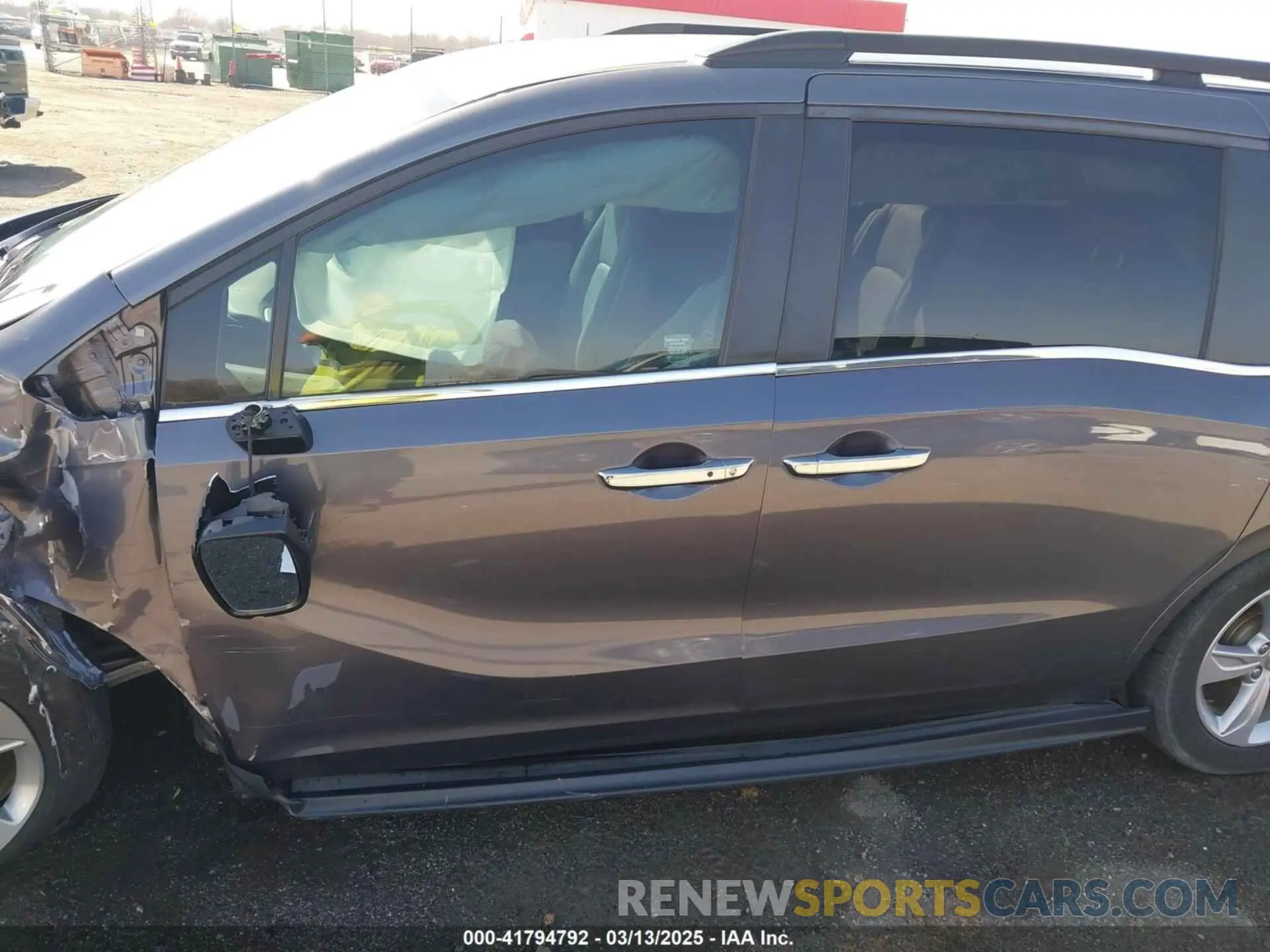 16 fotografías del automóvil dañado 5FNRL6H59KB131319 HONDA ODYSSEY 2019