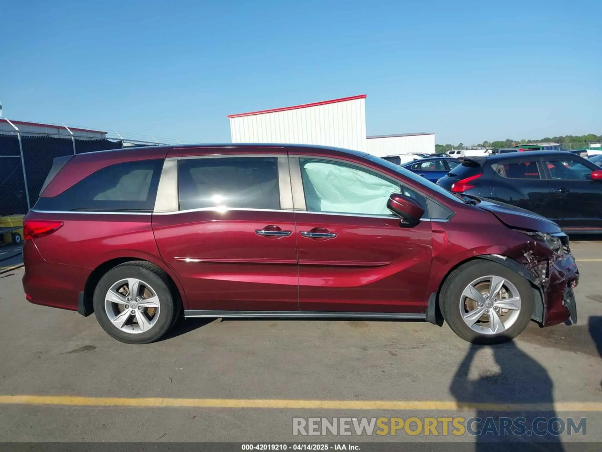 13 fotografías del automóvil dañado 5FNRL6H5XKB125738 HONDA ODYSSEY 2019