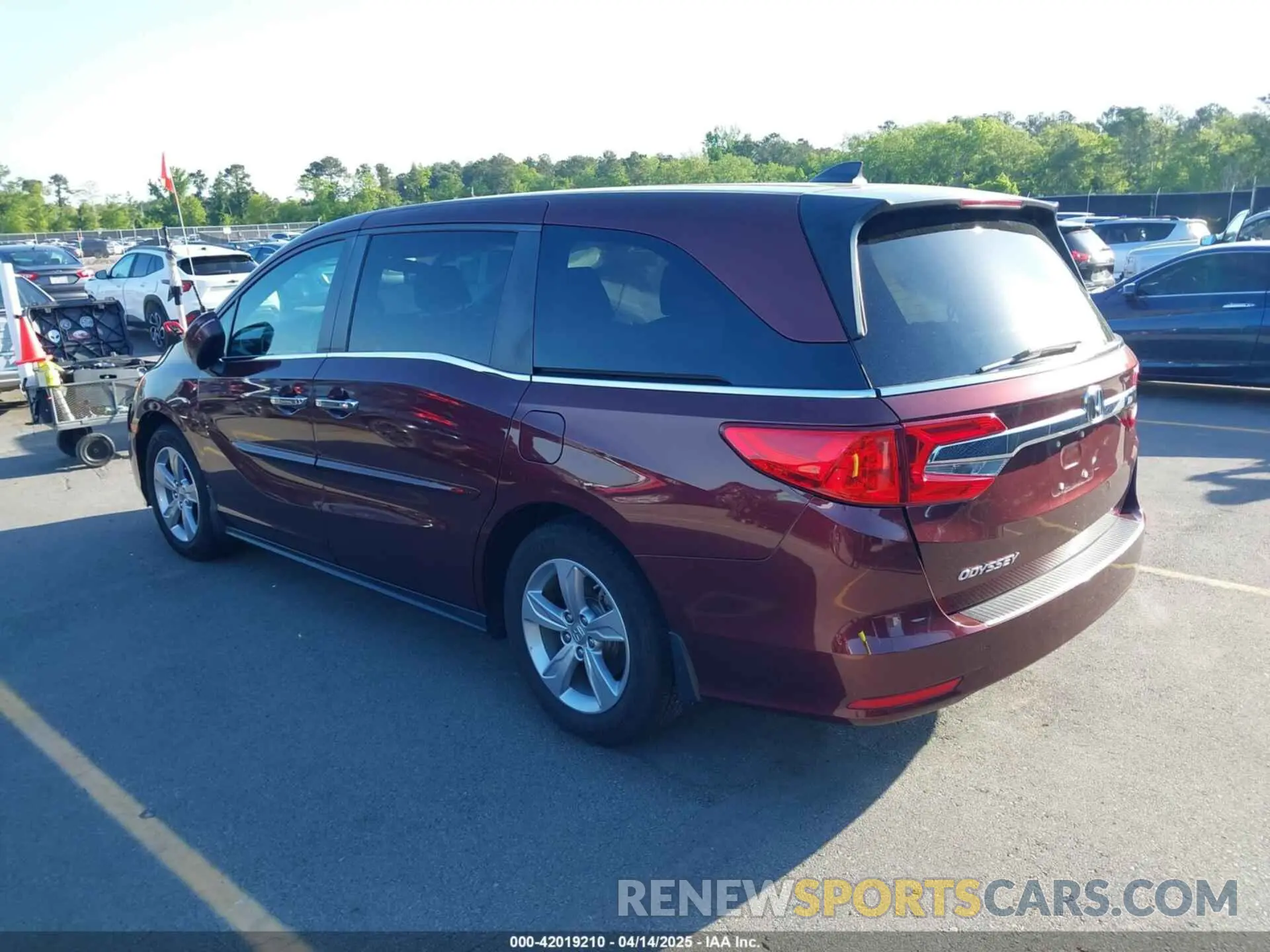 3 fotografías del automóvil dañado 5FNRL6H5XKB125738 HONDA ODYSSEY 2019