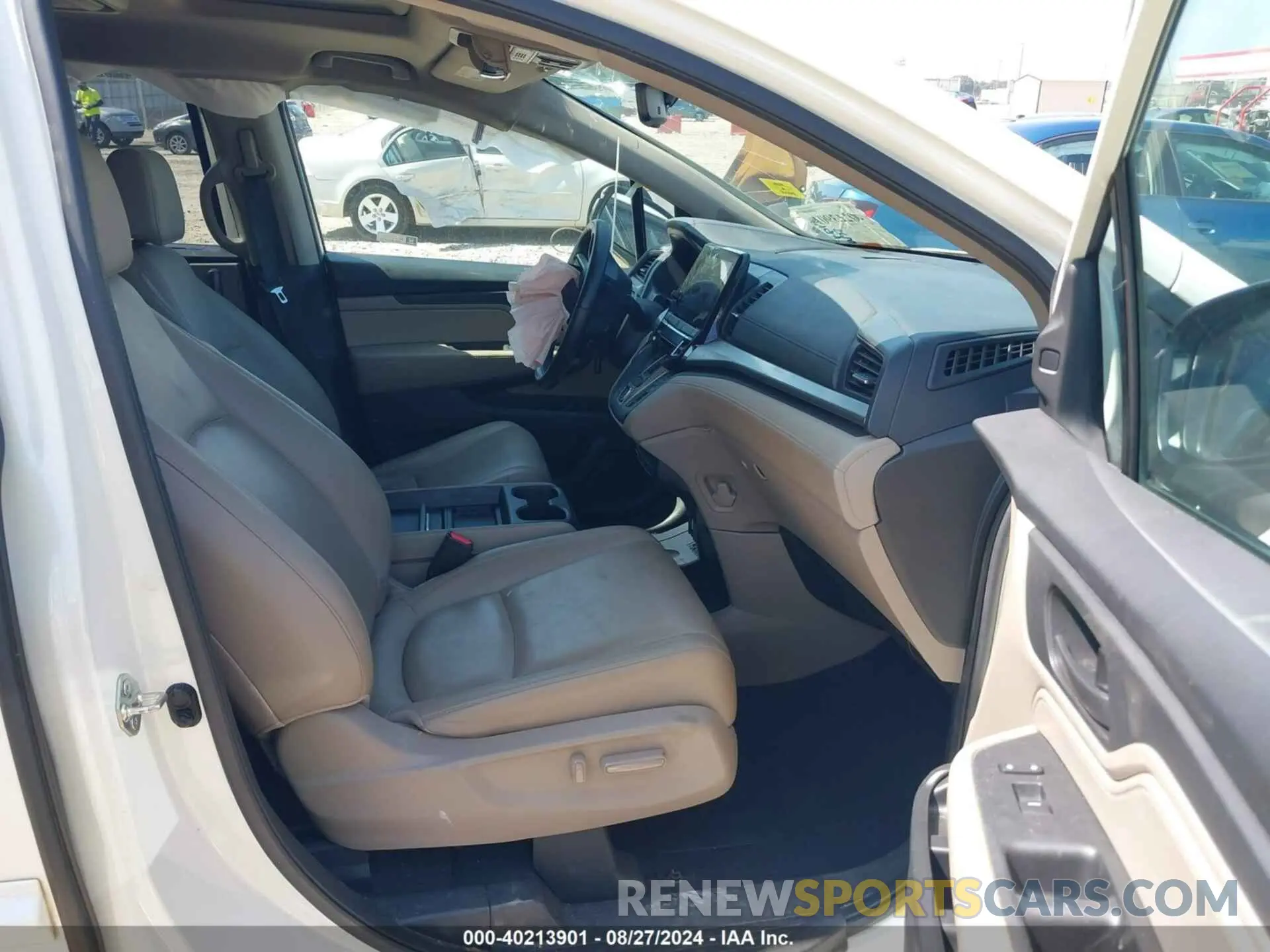 5 fotografías del automóvil dañado 5FNRL6H70KB020935 HONDA ODYSSEY 2019