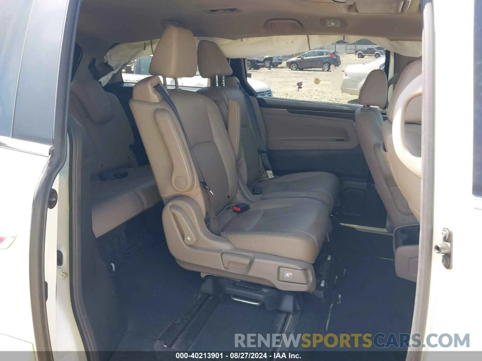 8 fotografías del automóvil dañado 5FNRL6H70KB020935 HONDA ODYSSEY 2019