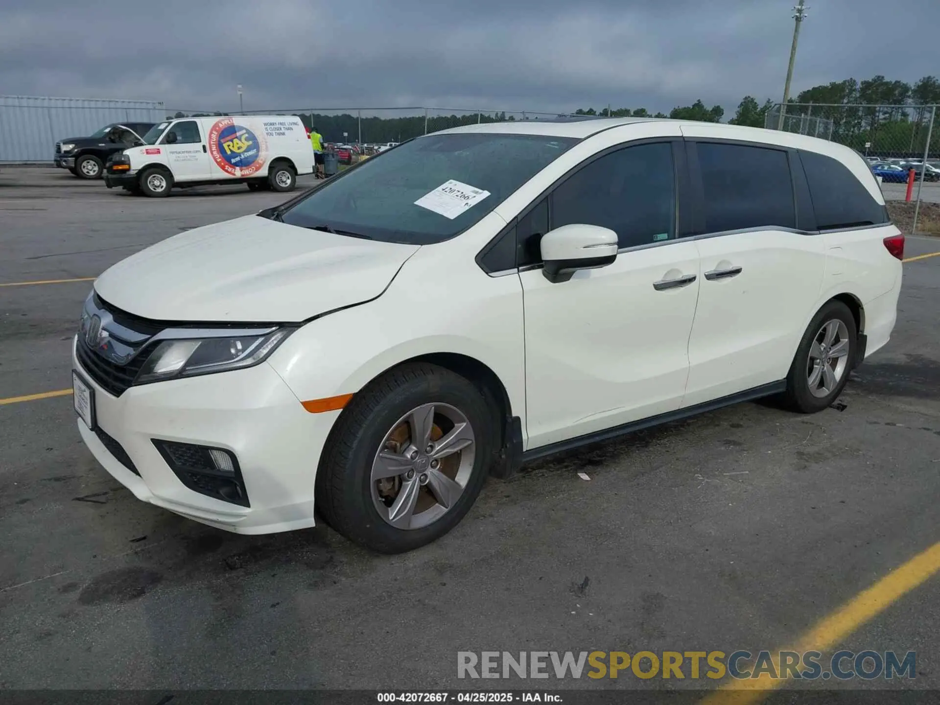 2 fotografías del automóvil dañado 5FNRL6H70KB083596 HONDA ODYSSEY 2019