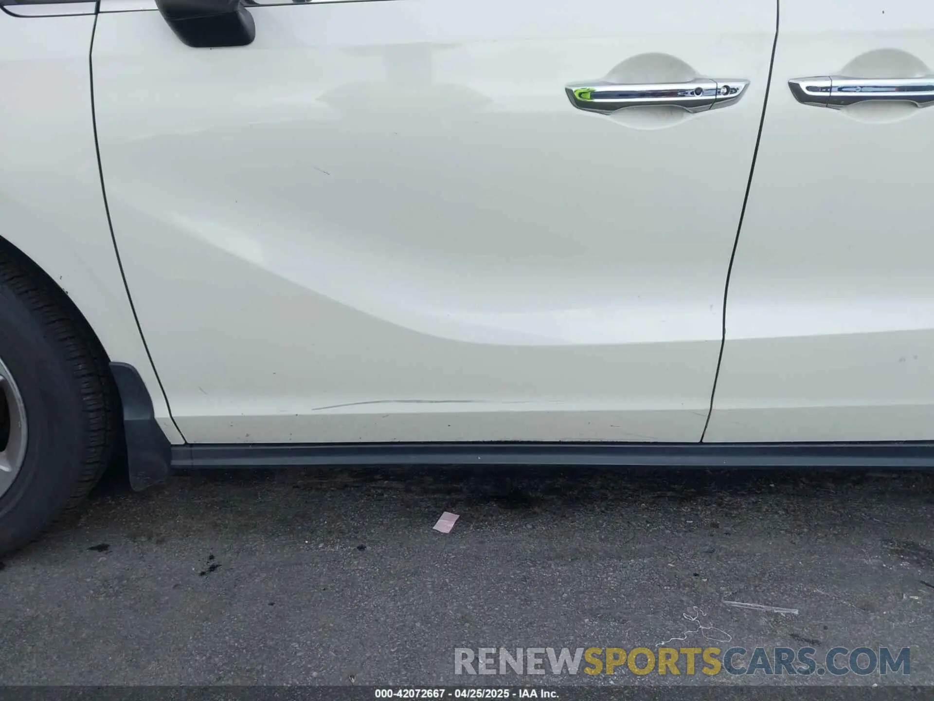 20 fotografías del automóvil dañado 5FNRL6H70KB083596 HONDA ODYSSEY 2019