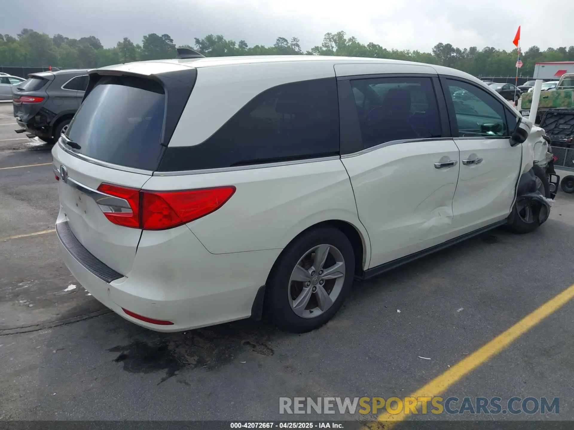 4 fotografías del automóvil dañado 5FNRL6H70KB083596 HONDA ODYSSEY 2019