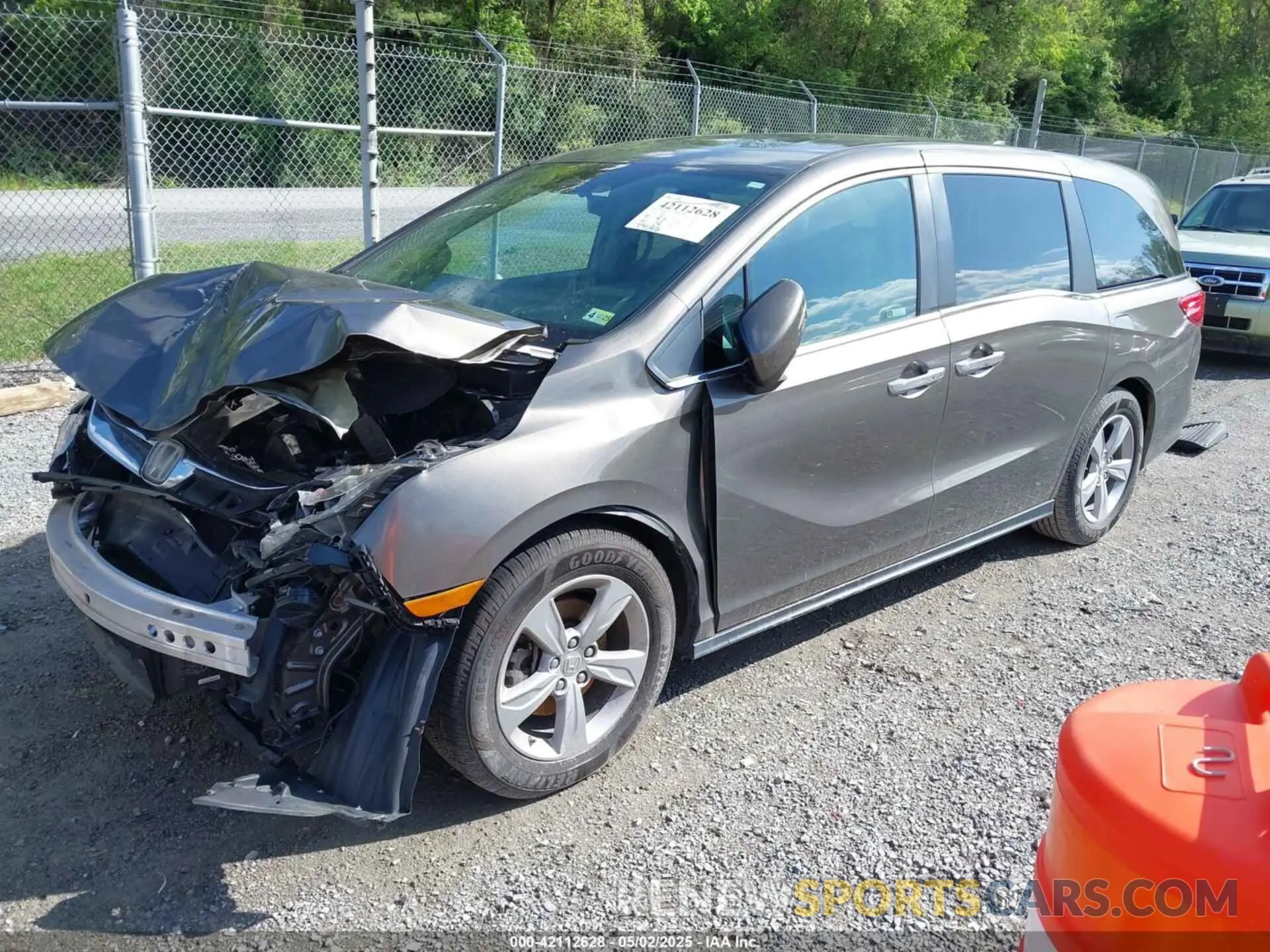 2 fotografías del automóvil dañado 5FNRL6H71KB019129 HONDA ODYSSEY 2019
