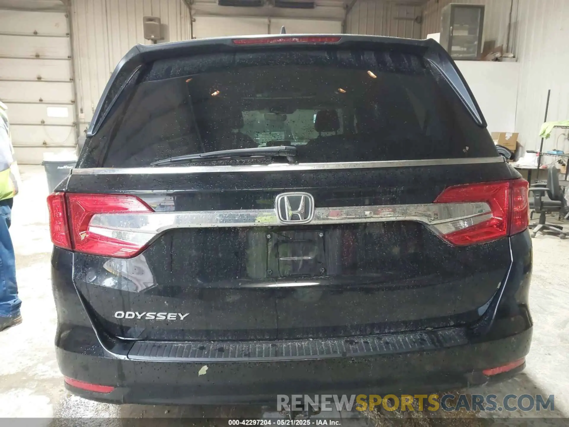 16 fotografías del automóvil dañado 5FNRL6H71KB044497 HONDA ODYSSEY 2019