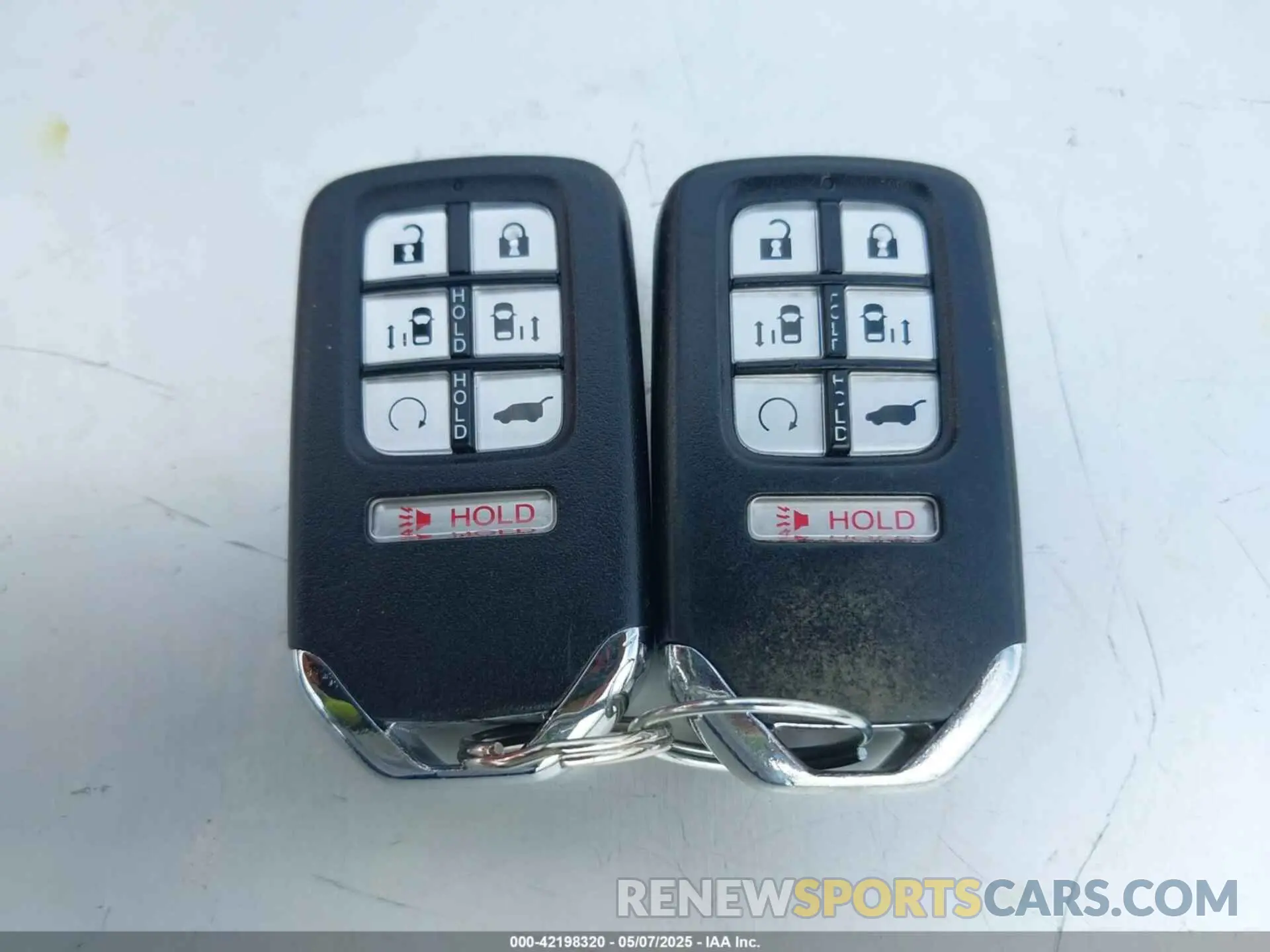 11 fotografías del automóvil dañado 5FNRL6H71KB081808 HONDA ODYSSEY 2019