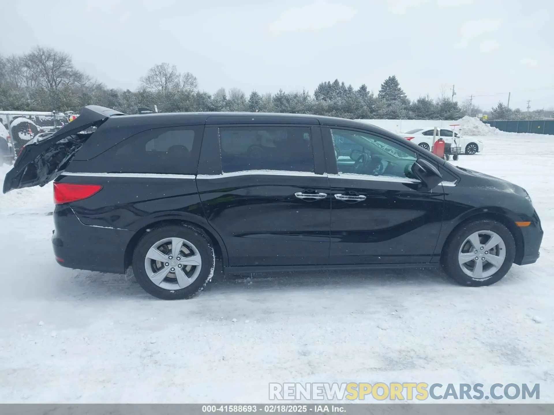 14 fotografías del automóvil dañado 5FNRL6H74KB033350 HONDA ODYSSEY 2019