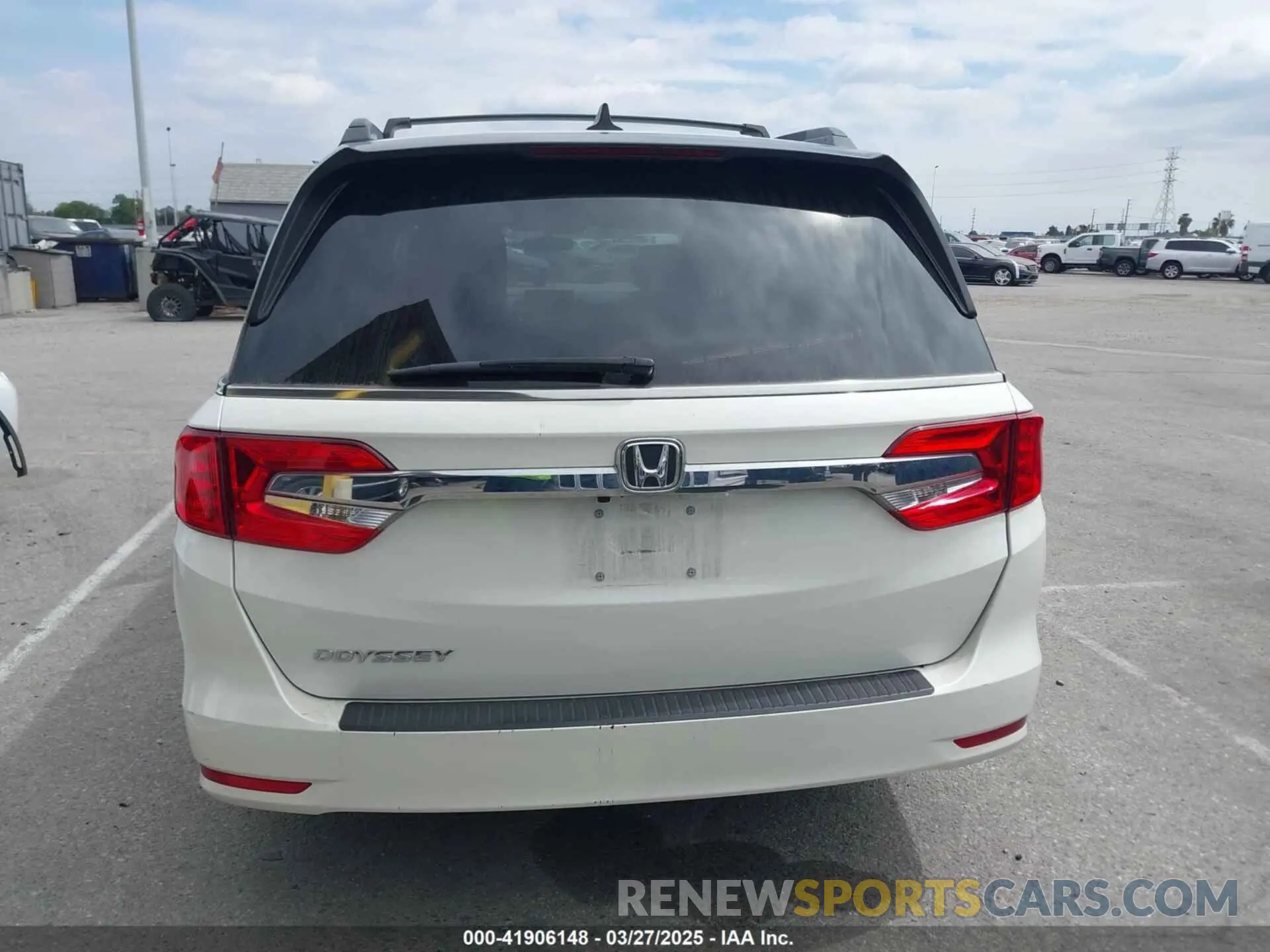 16 fotografías del automóvil dañado 5FNRL6H75KB072898 HONDA ODYSSEY 2019