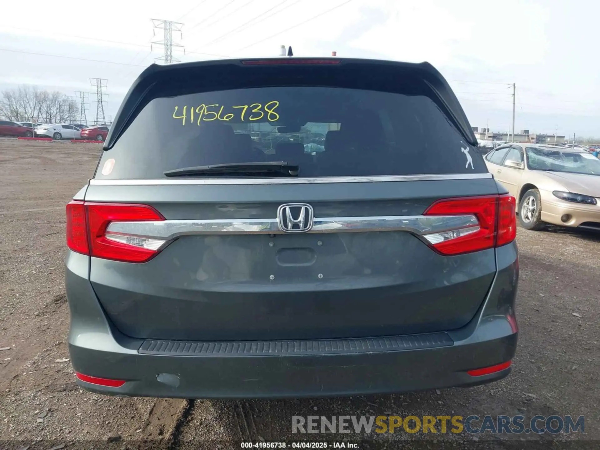 17 fotografías del automóvil dañado 5FNRL6H77KB038140 HONDA ODYSSEY 2019