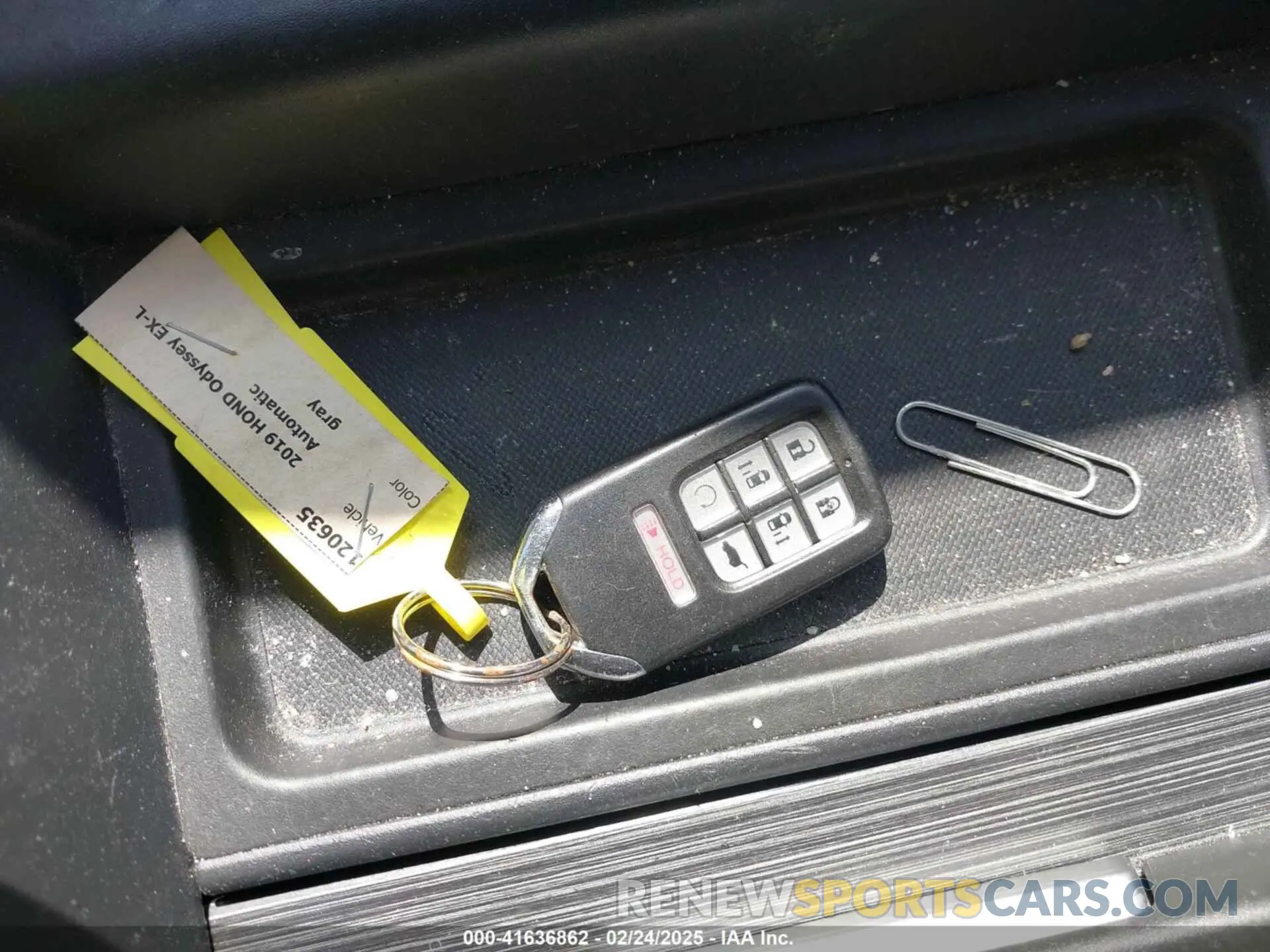 11 fotografías del automóvil dañado 5FNRL6H77KB045573 HONDA ODYSSEY 2019