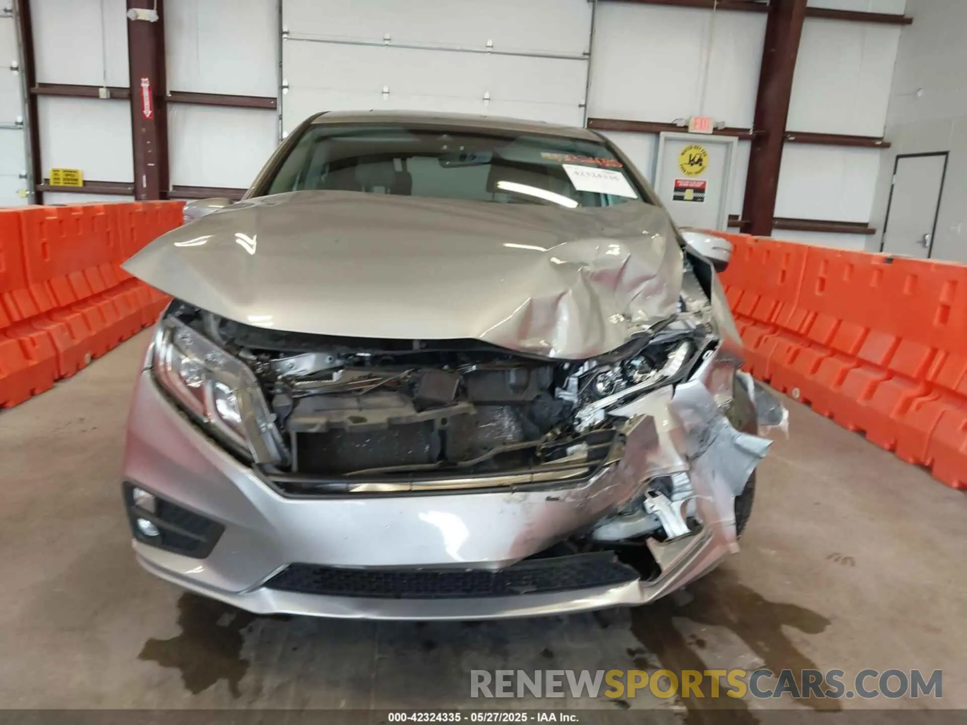 12 fotografías del automóvil dañado 5FNRL6H78KB036400 HONDA ODYSSEY 2019