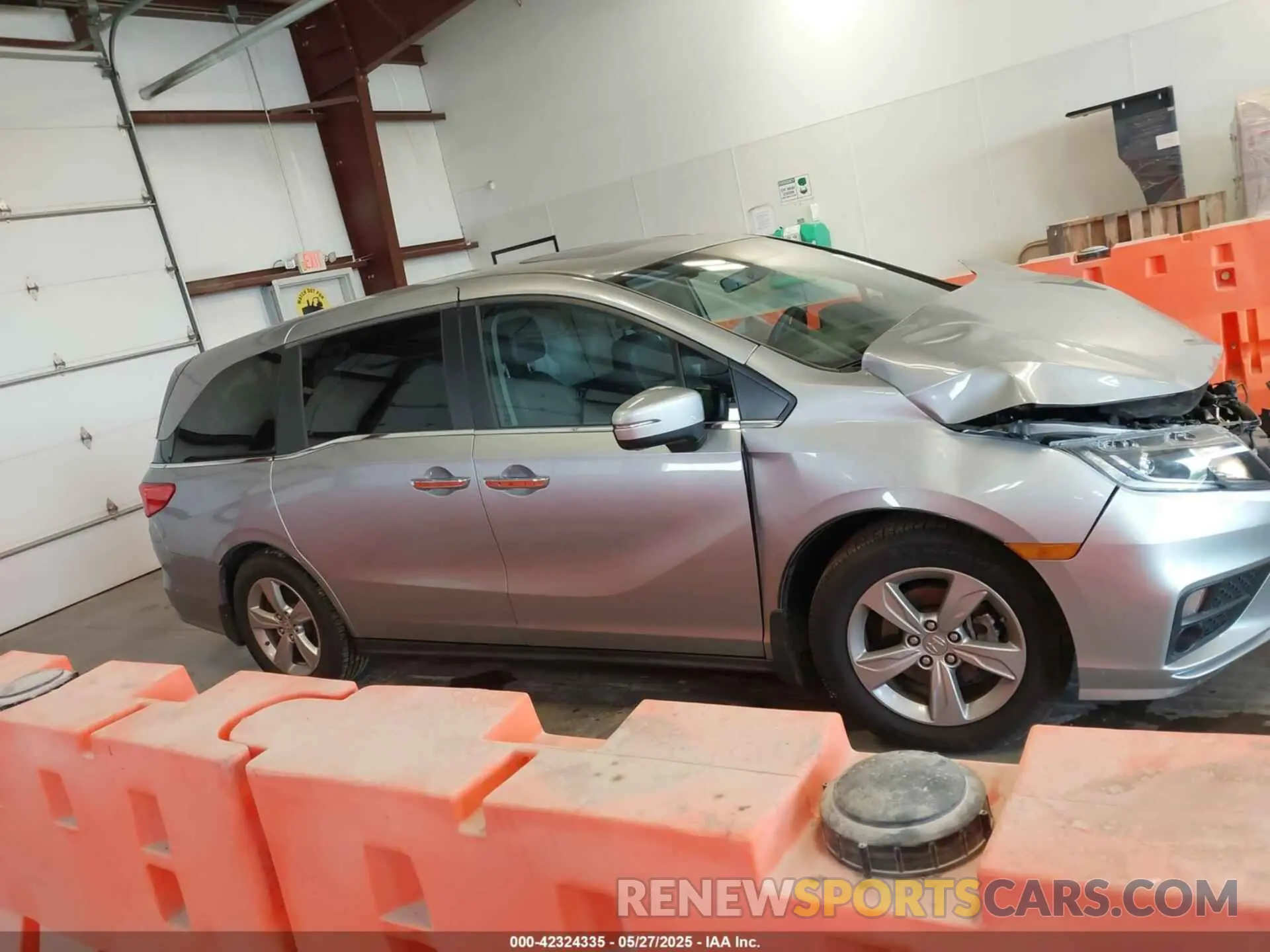 13 fotografías del automóvil dañado 5FNRL6H78KB036400 HONDA ODYSSEY 2019