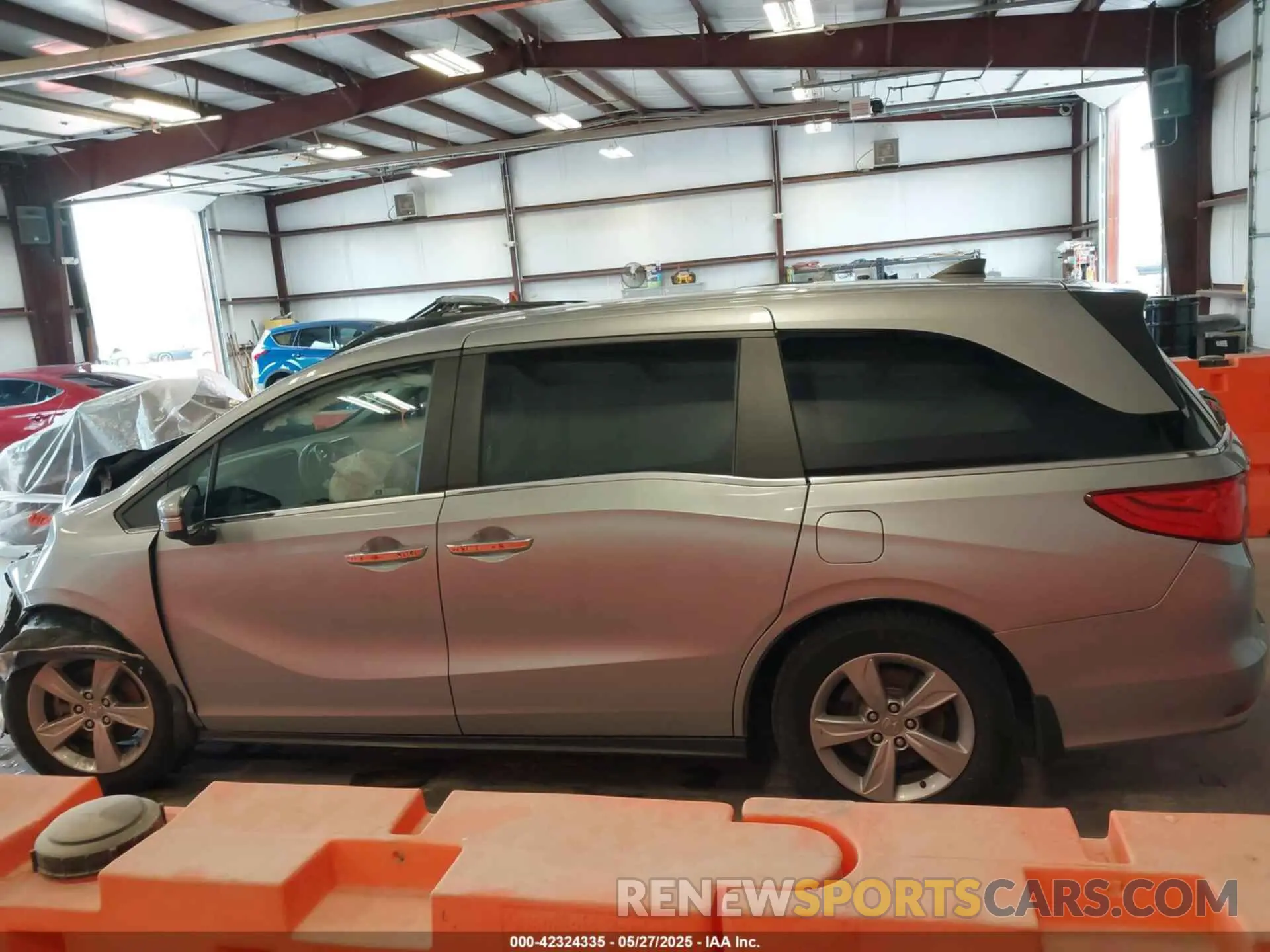 14 fotografías del automóvil dañado 5FNRL6H78KB036400 HONDA ODYSSEY 2019