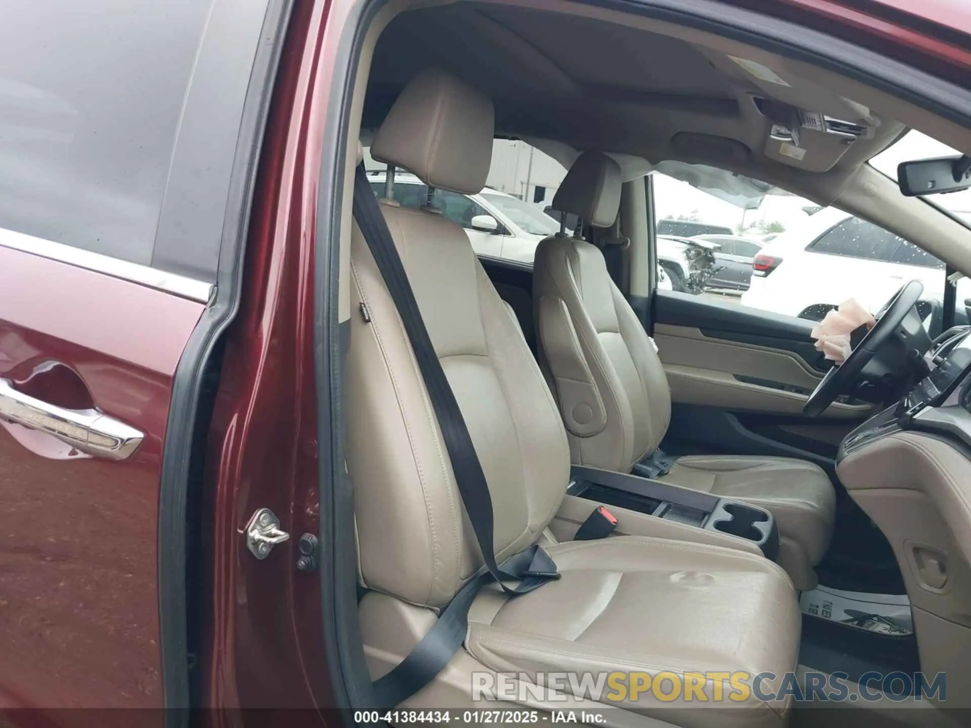 5 fotografías del automóvil dañado 5FNRL6H79KB129748 HONDA ODYSSEY 2019