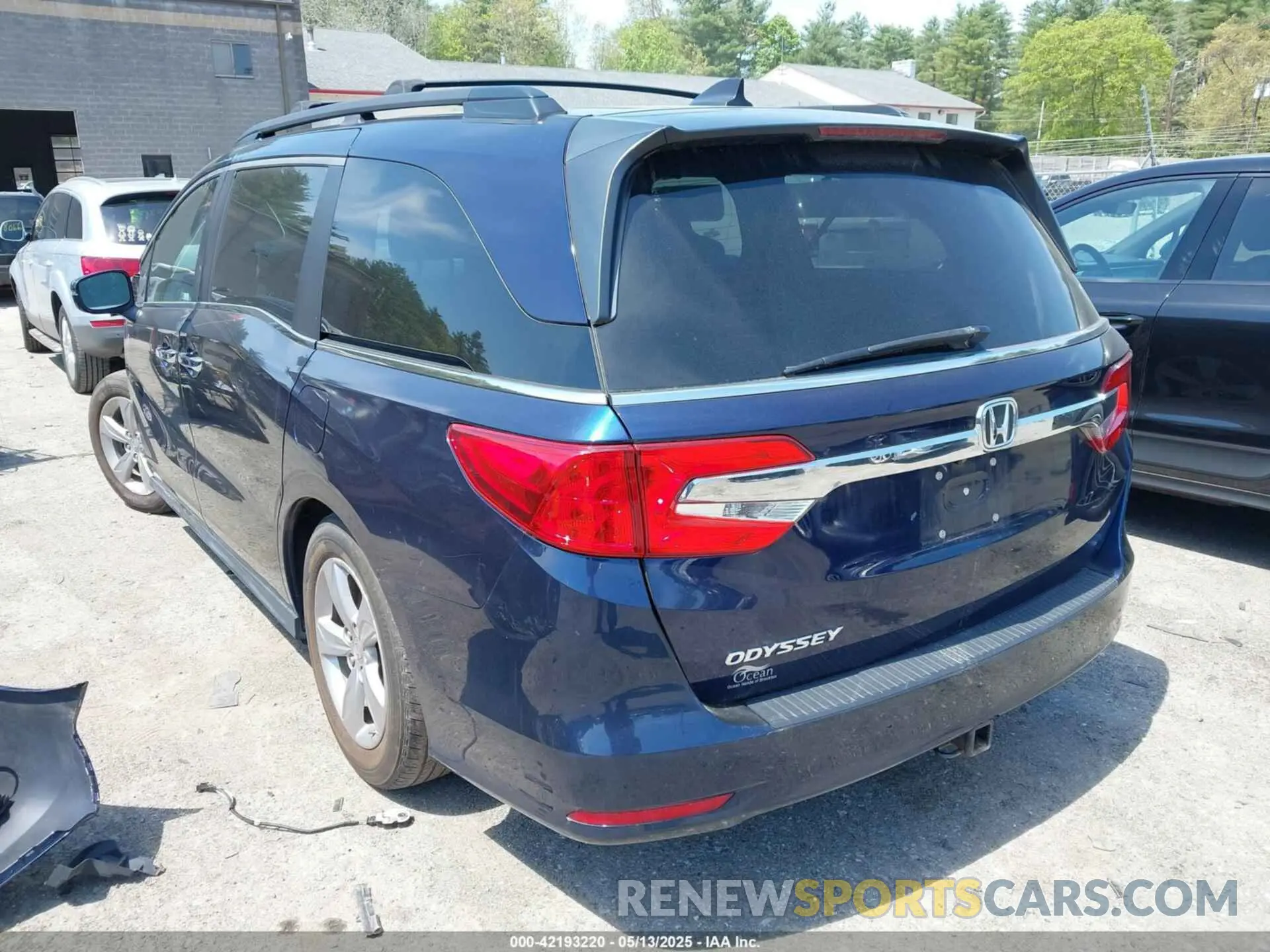 3 fotografías del automóvil dañado 5FNRL6H7XKB003589 HONDA ODYSSEY 2019