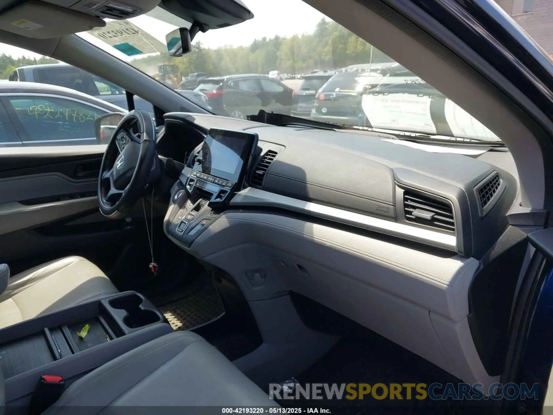 5 fotografías del automóvil dañado 5FNRL6H7XKB003589 HONDA ODYSSEY 2019