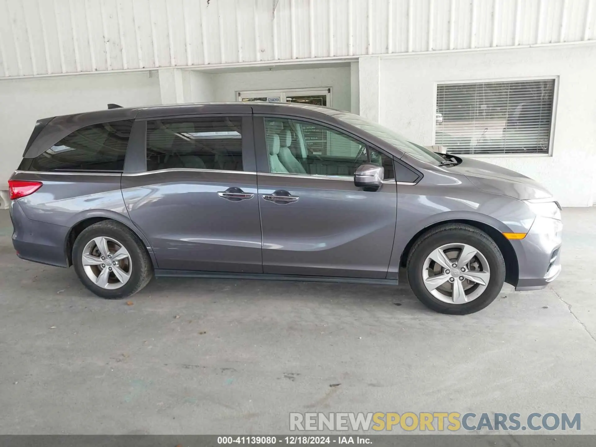 13 fotografías del automóvil dañado 5FNRL6H7XKB027939 HONDA ODYSSEY 2019