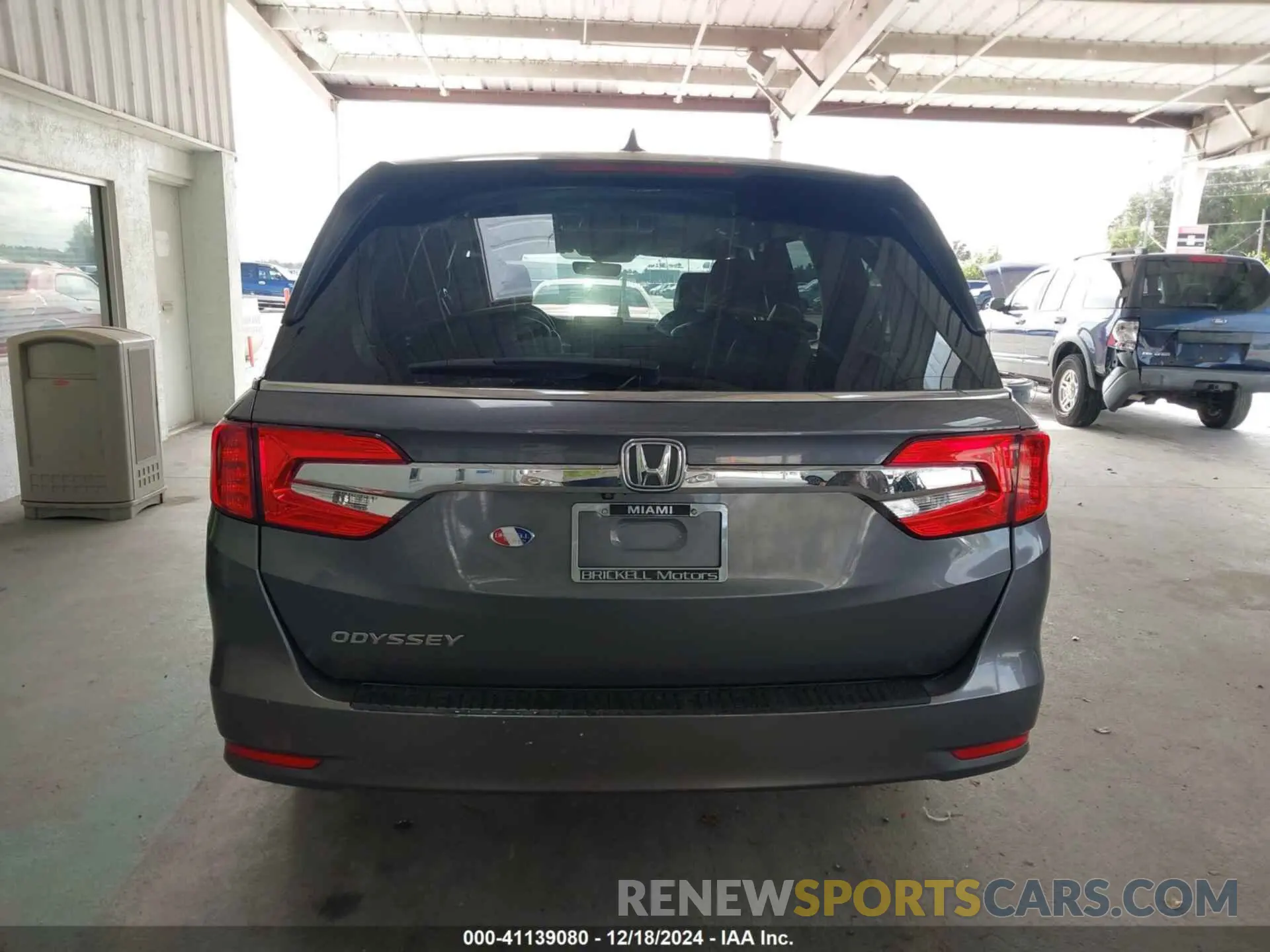 16 fotografías del automóvil dañado 5FNRL6H7XKB027939 HONDA ODYSSEY 2019