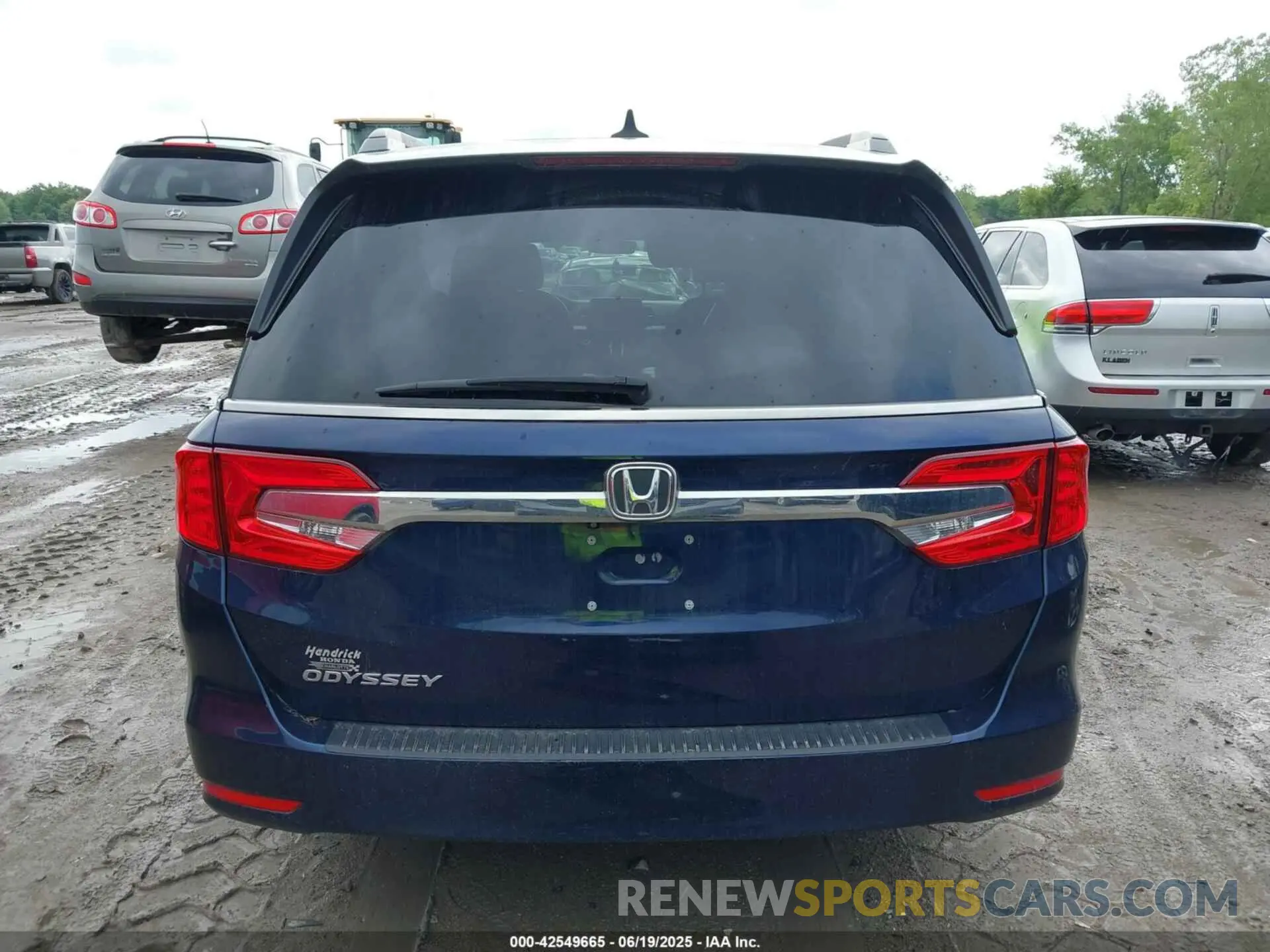 16 fotografías del automóvil dañado 5FNRL6H7XKB122324 HONDA ODYSSEY 2019