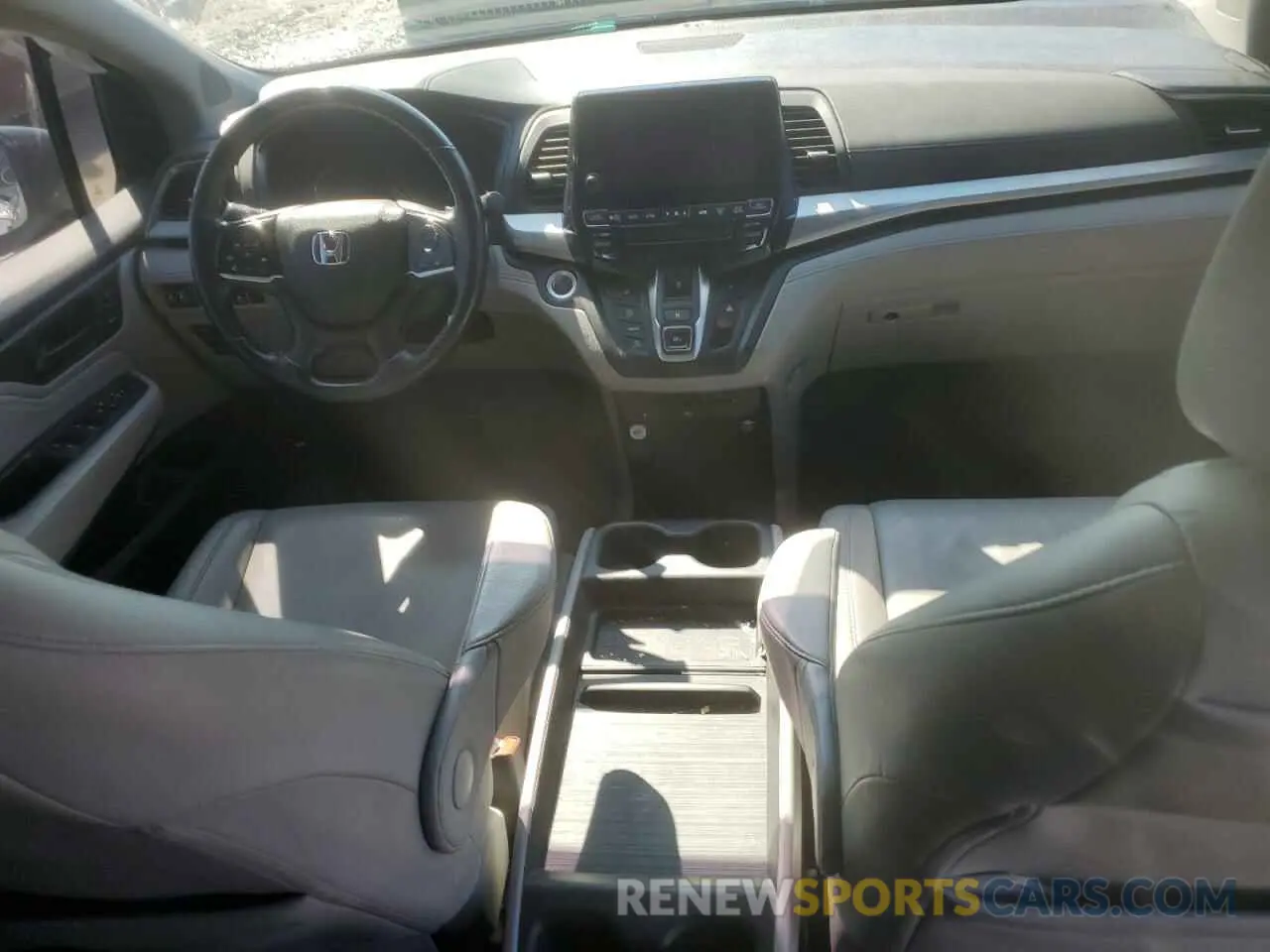 8 fotografías del automóvil dañado 5FNRL6H80KB100678 HONDA ODYSSEY 2019