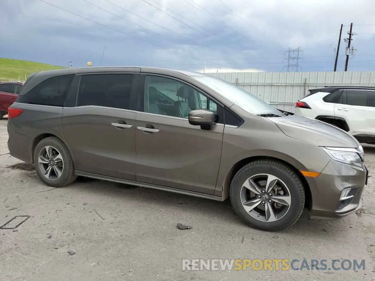 4 fotografías del automóvil dañado 5FNRL6H87KB088013 HONDA ODYSSEY 2019