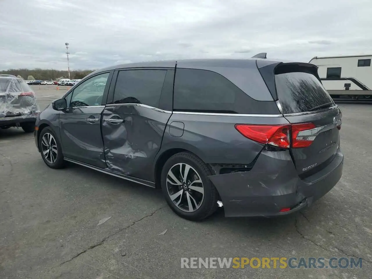 2 fotografías del automóvil dañado 5FNRL6H90KB059915 HONDA ODYSSEY 2019