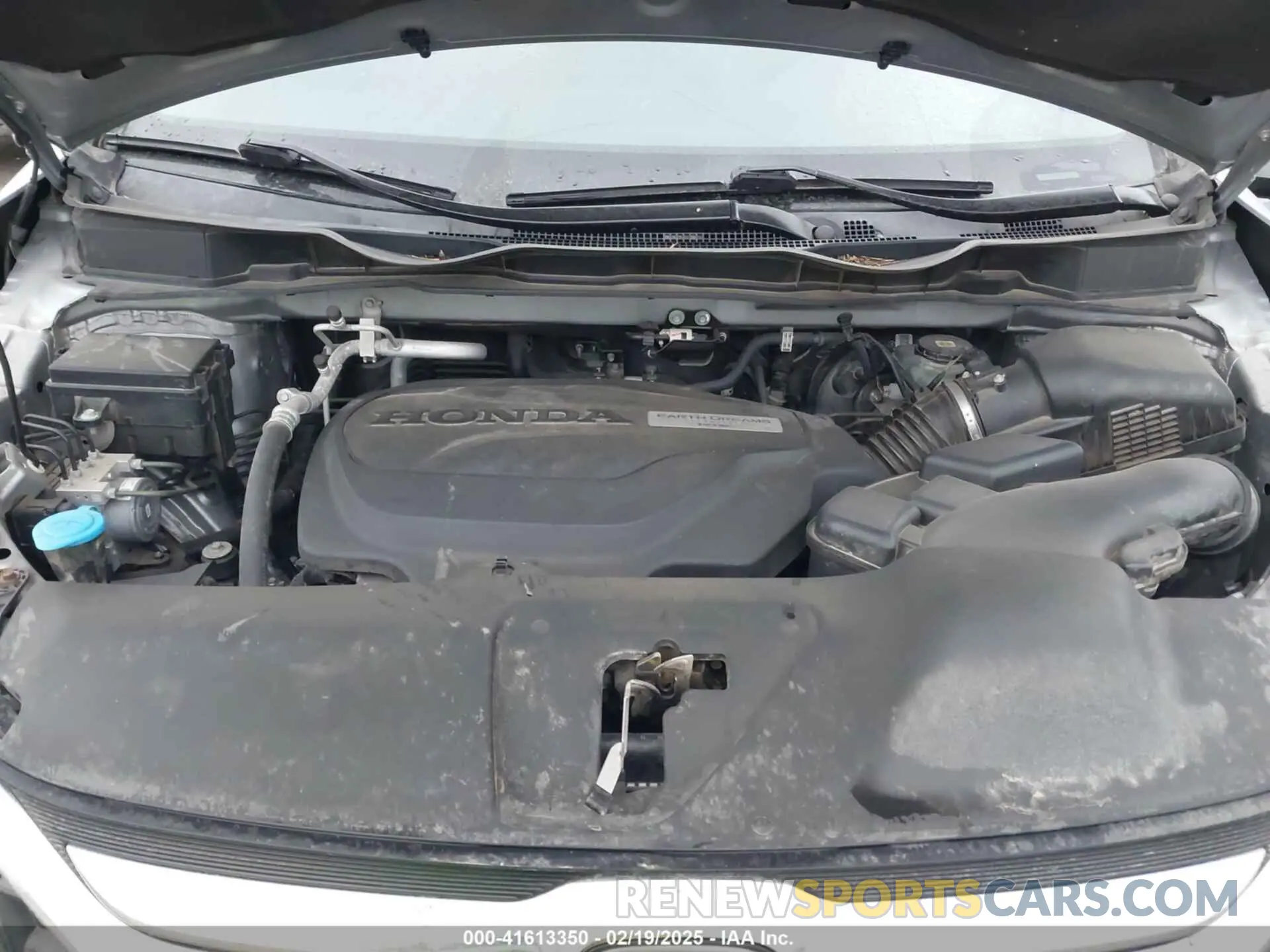 10 fotografías del automóvil dañado 5FNRL6H94KB109442 HONDA ODYSSEY 2019