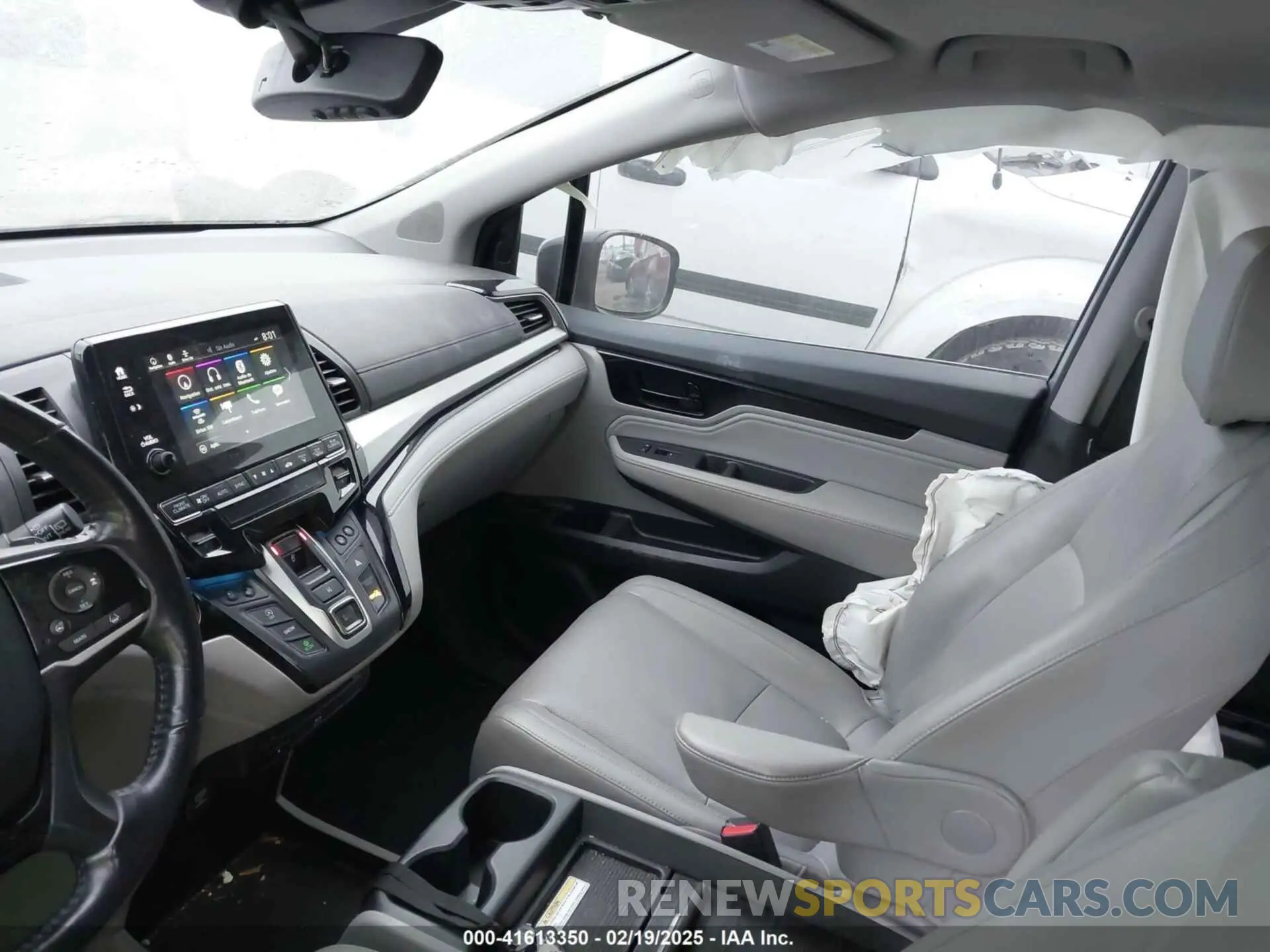 5 fotografías del automóvil dañado 5FNRL6H94KB109442 HONDA ODYSSEY 2019