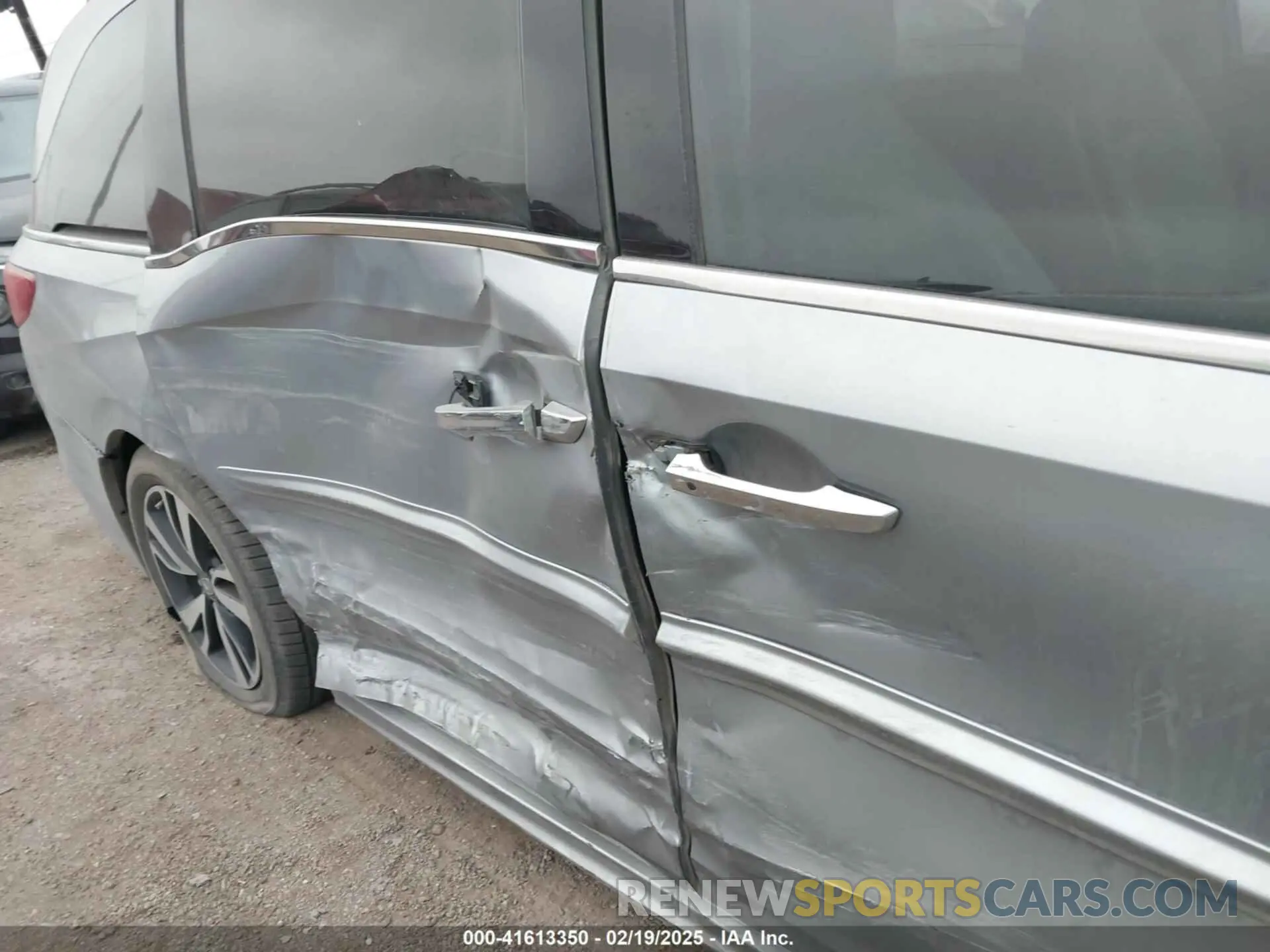 6 fotografías del automóvil dañado 5FNRL6H94KB109442 HONDA ODYSSEY 2019