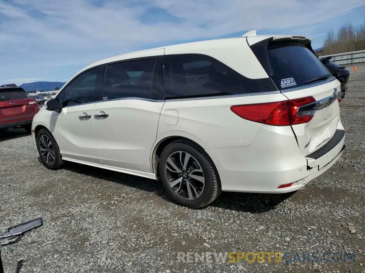 2 fotografías del automóvil dañado 5FNRL6H95KB022214 HONDA ODYSSEY 2019