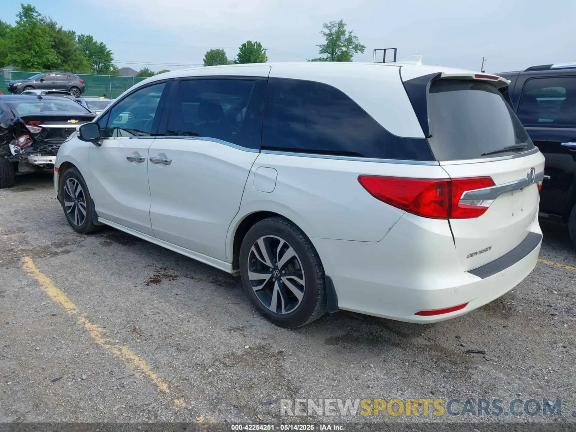 3 fotografías del automóvil dañado 5FNRL6H95KB047758 HONDA ODYSSEY 2019
