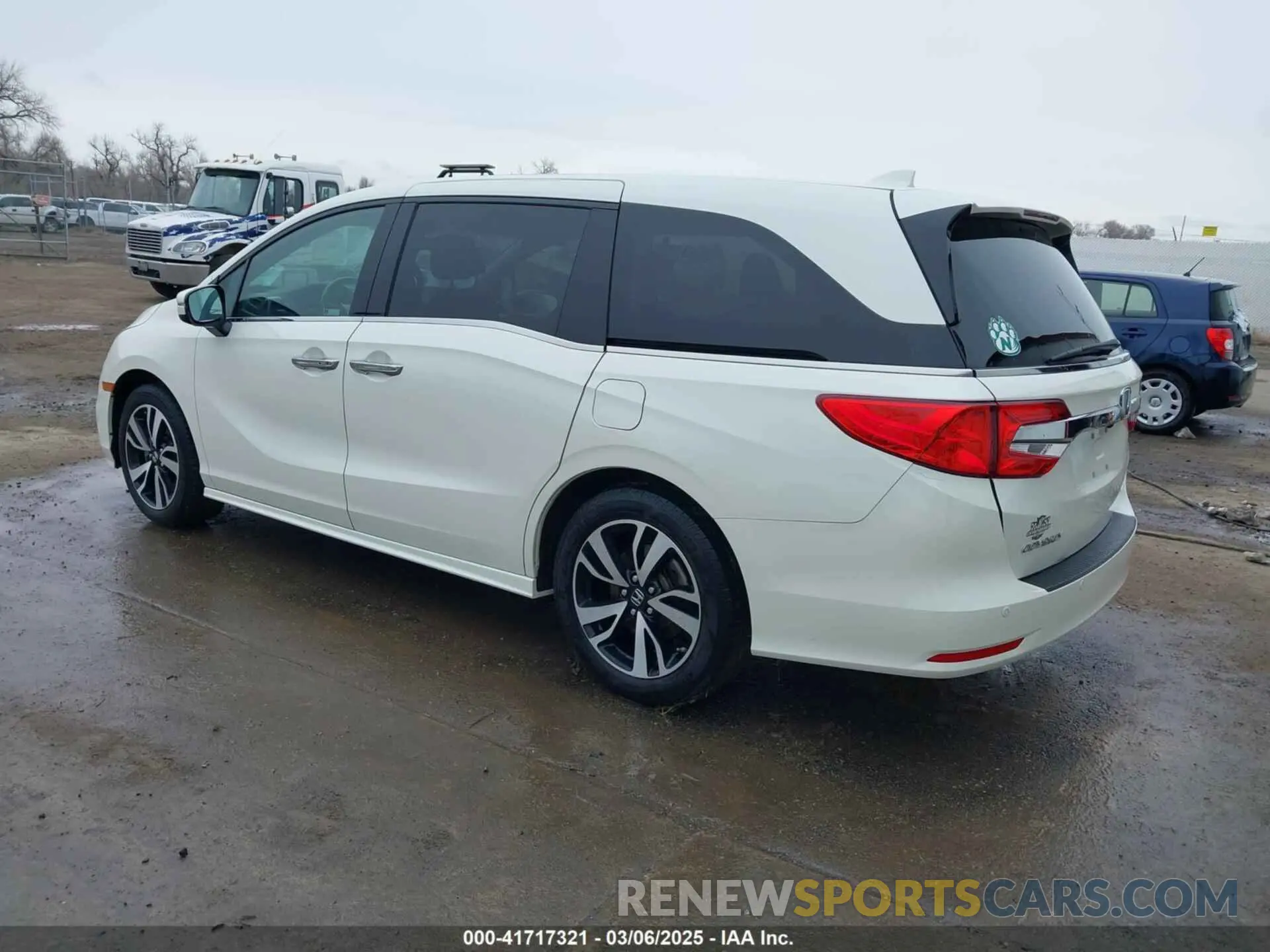 3 fotografías del automóvil dañado 5FNRL6H96KB060440 HONDA ODYSSEY 2019