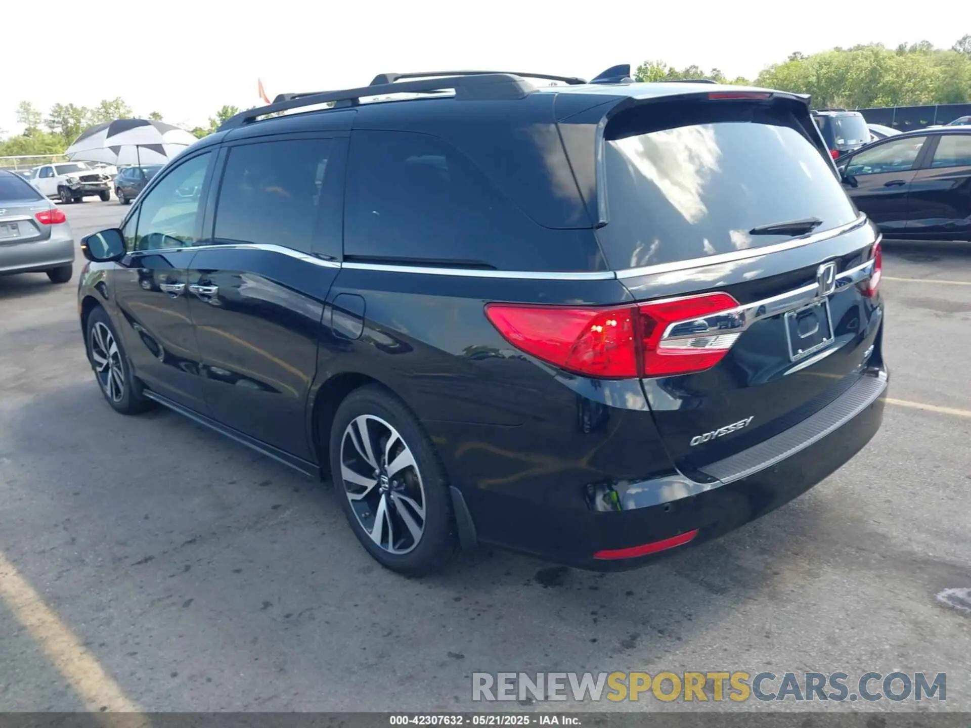 3 fotografías del automóvil dañado 5FNRL6H96KB063676 HONDA ODYSSEY 2019