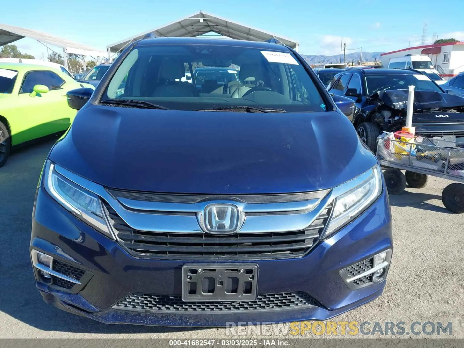 12 fotografías del automóvil dañado 5FNRL6H99KB051652 HONDA ODYSSEY 2019