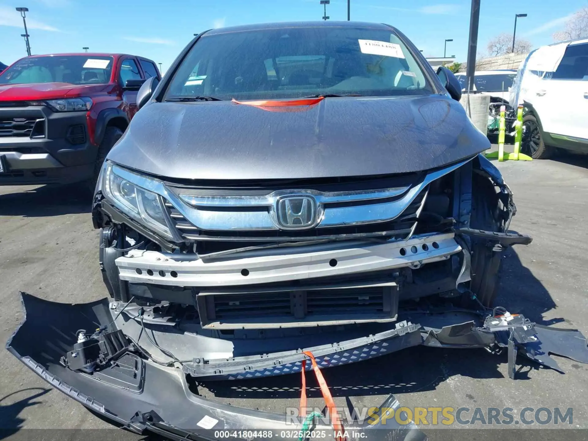 12 fotografías del automóvil dañado 5FNRL6H50LB025620 HONDA ODYSSEY 2020